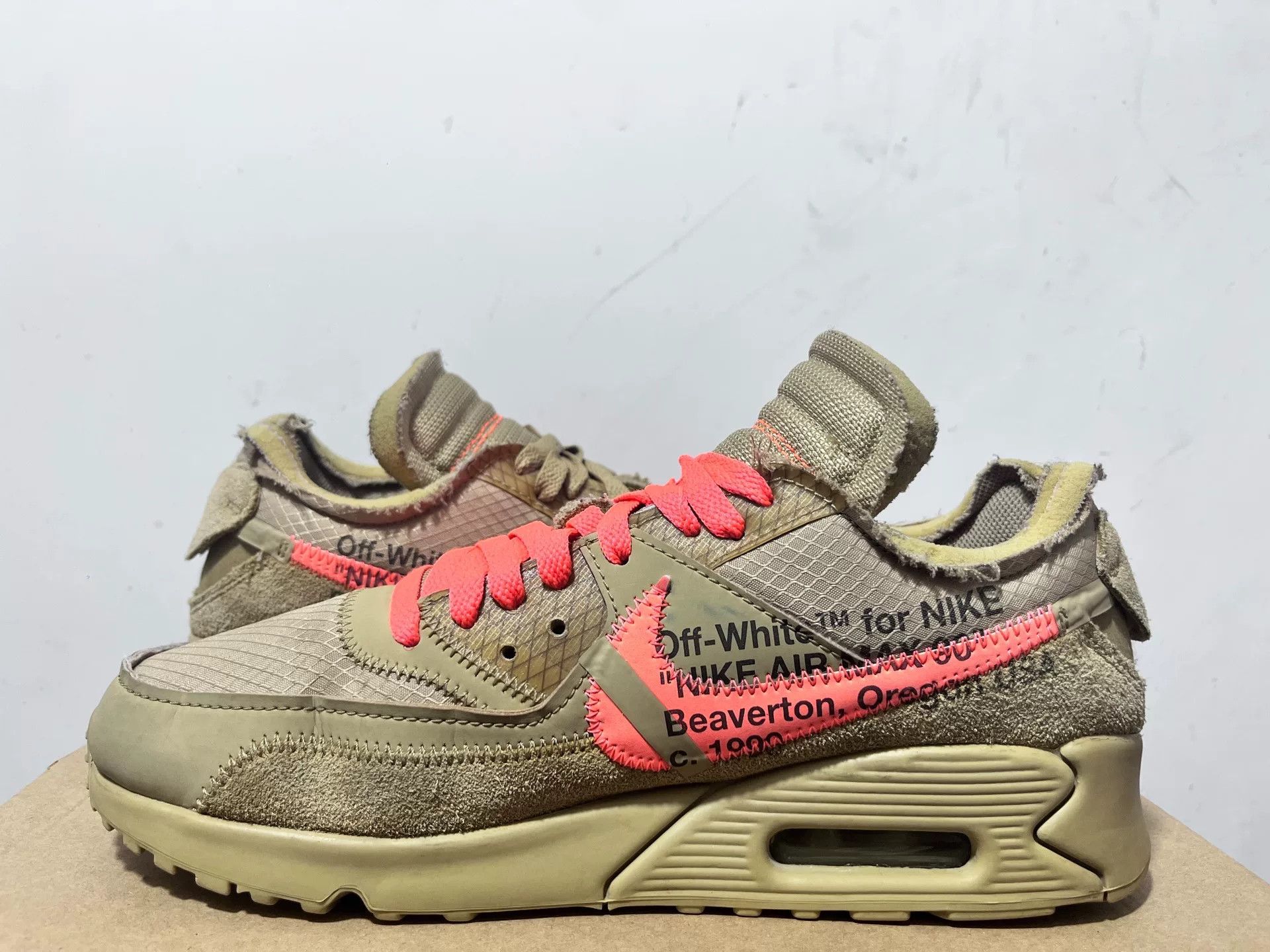 Nike Nike MAX90 Beige Lowtop Sneakers 8 Men Size US 8 / EU 41 - 3 Thumbnail