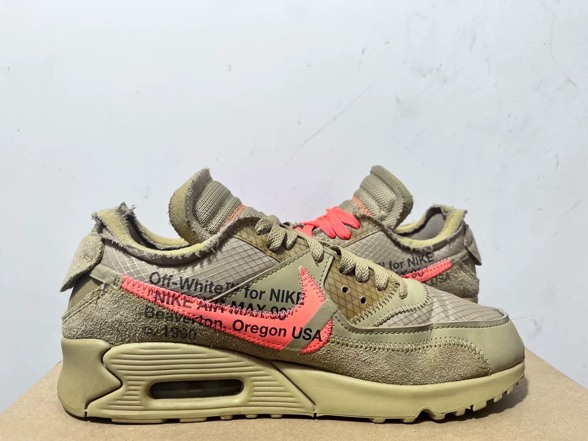Nike Nike MAX90 Beige Lowtop Sneakers 8 Men Size US 8 / EU 41 - 4 Thumbnail
