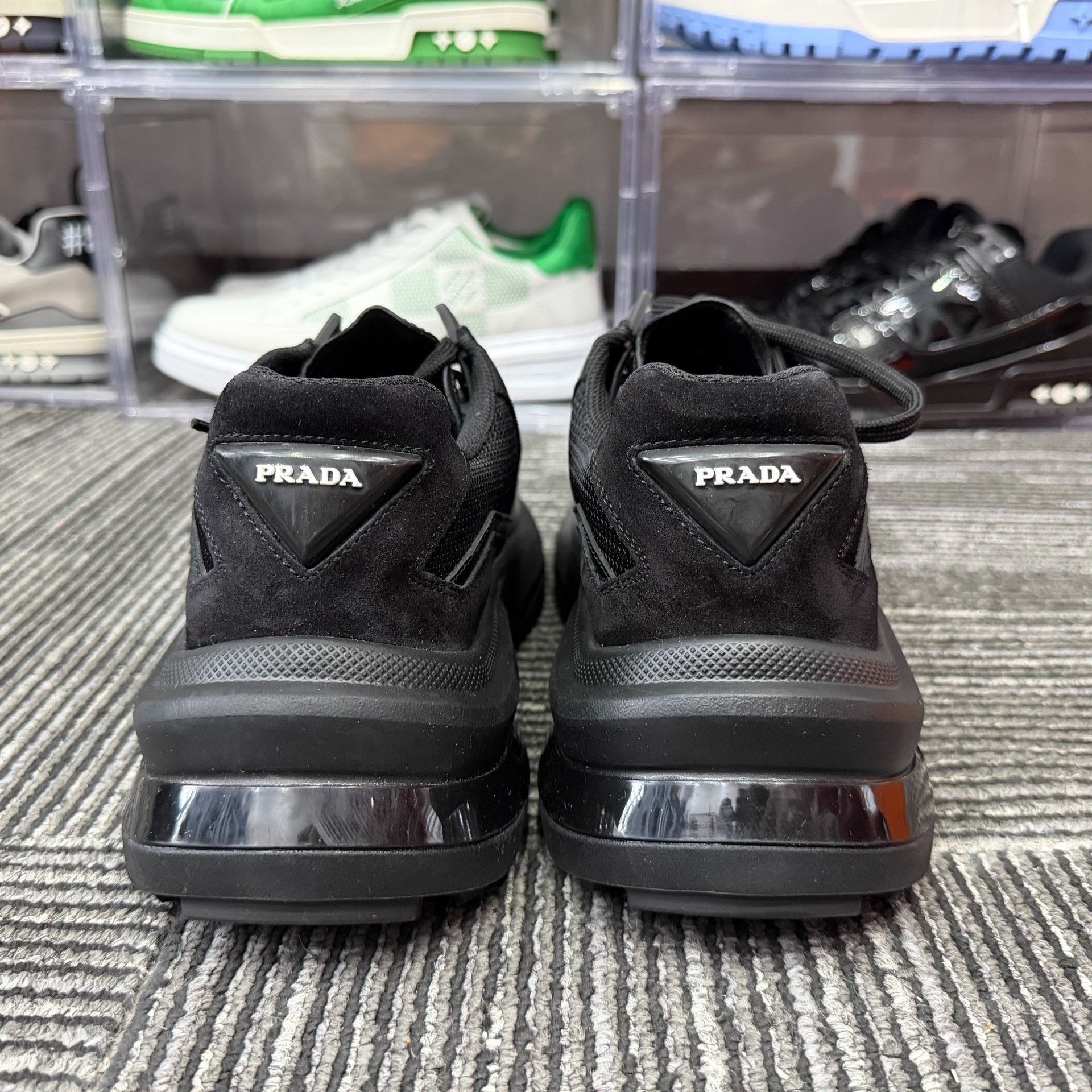 Prada Prada Lowtop Sneakers 7 Men Size US 7 / EU 40 - 5 Thumbnail