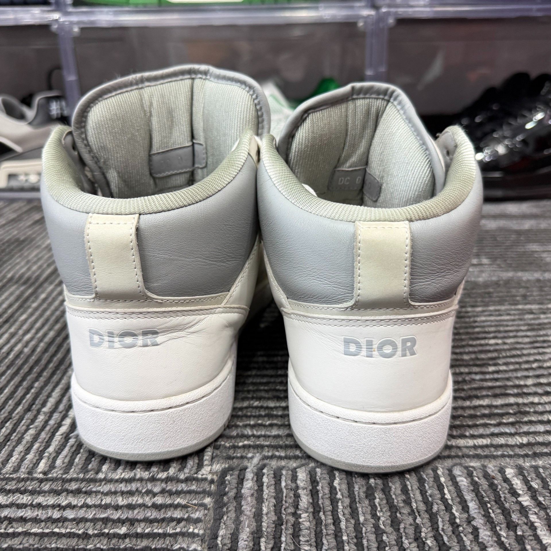 Dior Dior White Hitop Sneakers 7 Men Size US 7 / EU 40 - 5 Thumbnail