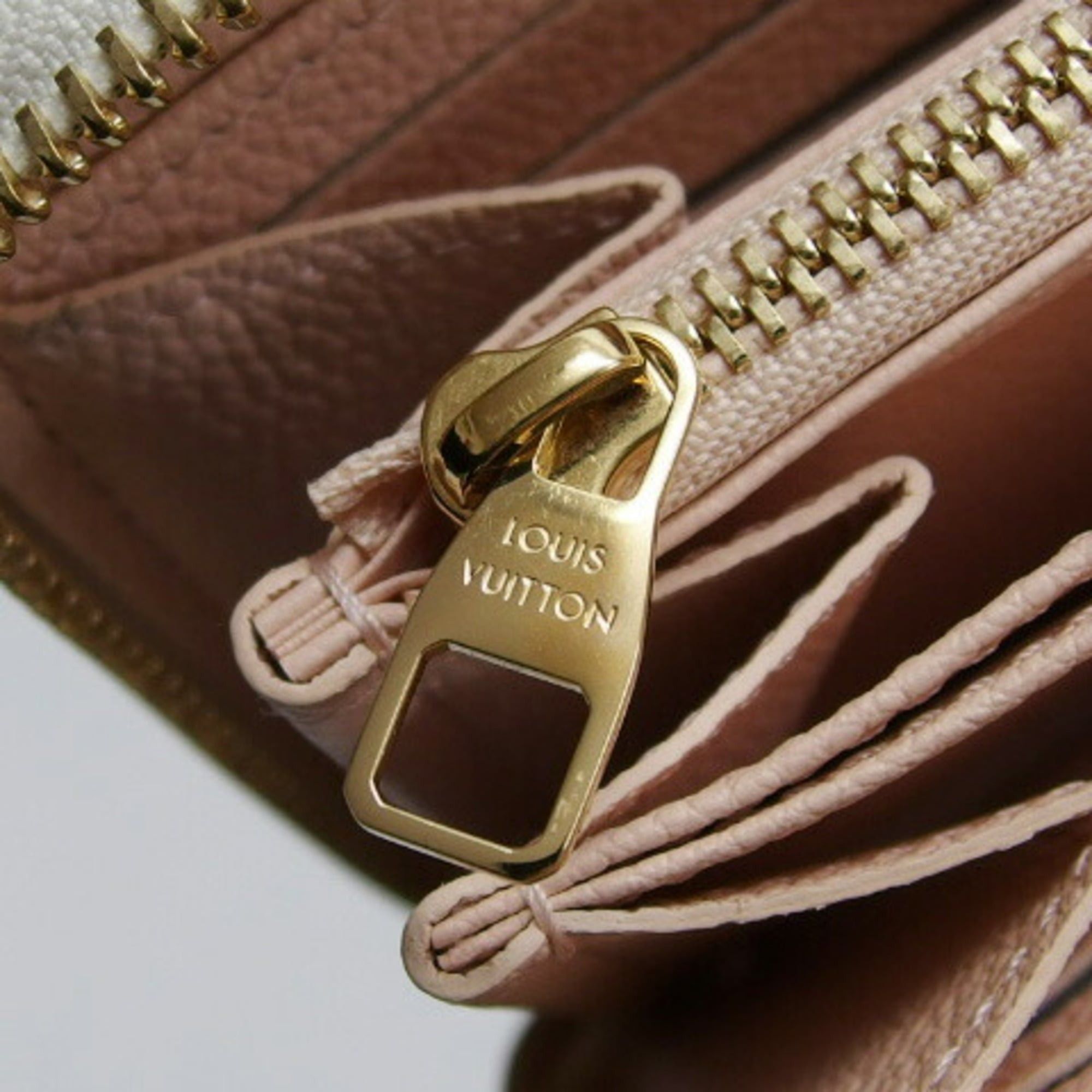 Louis Vuitton Louis Vuitton Monogram Empreinte Zippy Wallet M83309 Size ONE SIZE - 9 Thumbnail