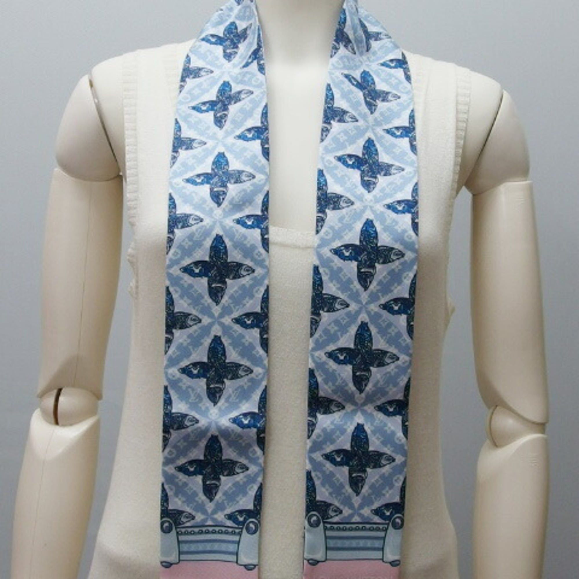 Louis Vuitton Louis Vuitton Monogram Bandeau Animal Fish Ribbon Scarf/Muffler Size ONE SIZE - 4 Thumbnail