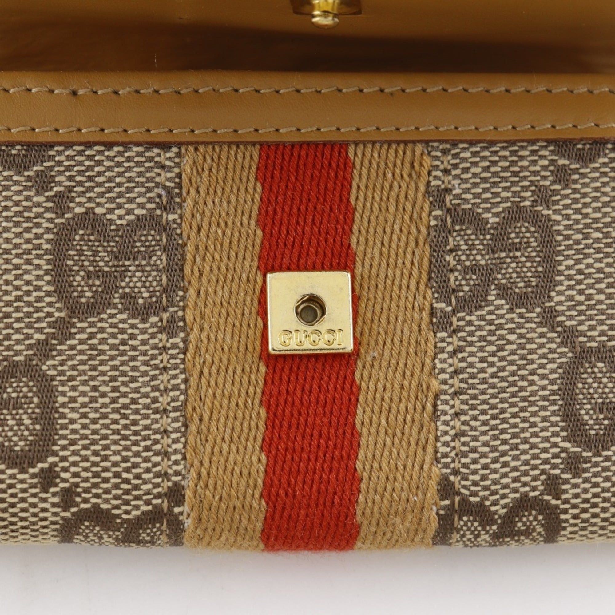 Gucci Gucci key case, model number 033.0416.0881, GG canvas, ochre color, snap button closure, unisex. Size ONE SIZE - 9 Thumbnail