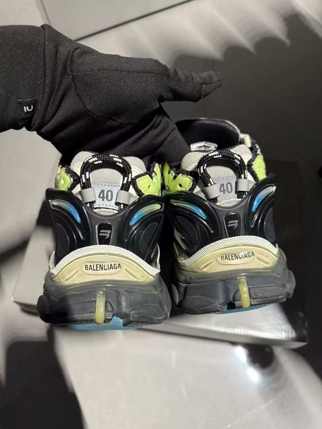 Balenciaga Balenciaga Runner Black Green Size 40 Size US 7 / EU 40 - 4 Thumbnail