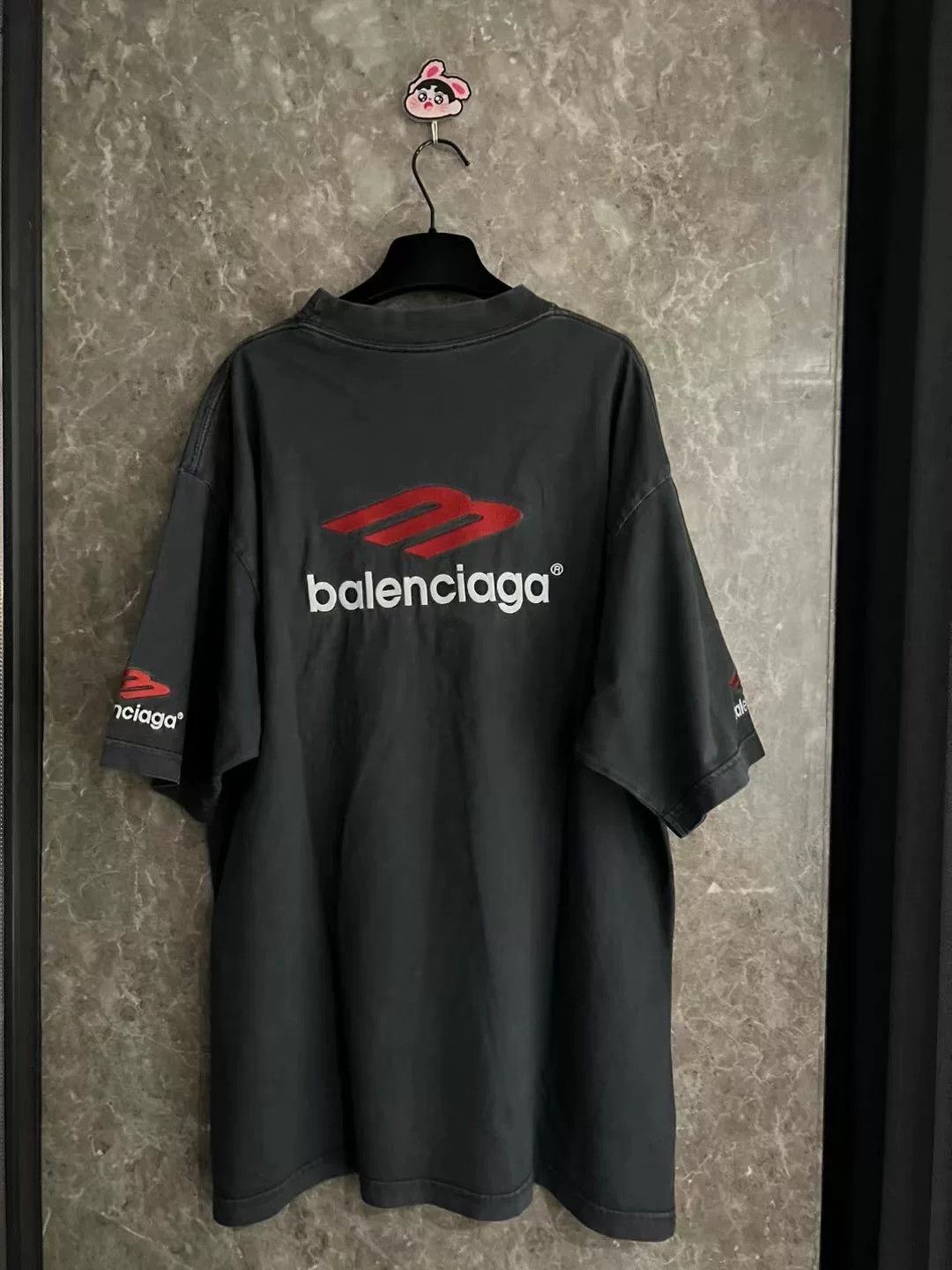 Louis Vuitton Balenciaga Red Logo Short Sleeve Tee Size US XL / EU 56 / 4 - 2 Thumbnail