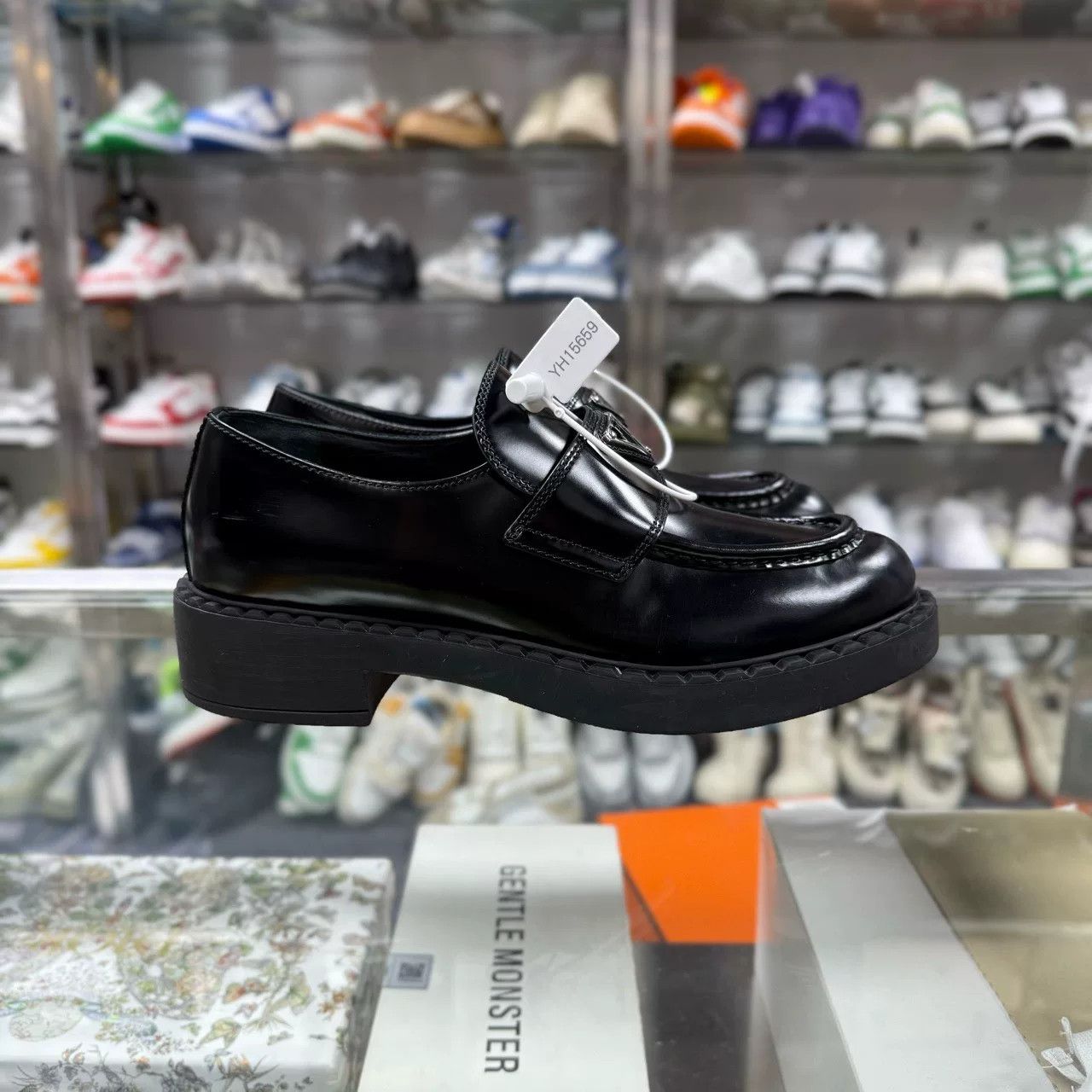 Prada Prada Triangular Logo Loafers Size US 5 / IT 35 - 2 Thumbnail