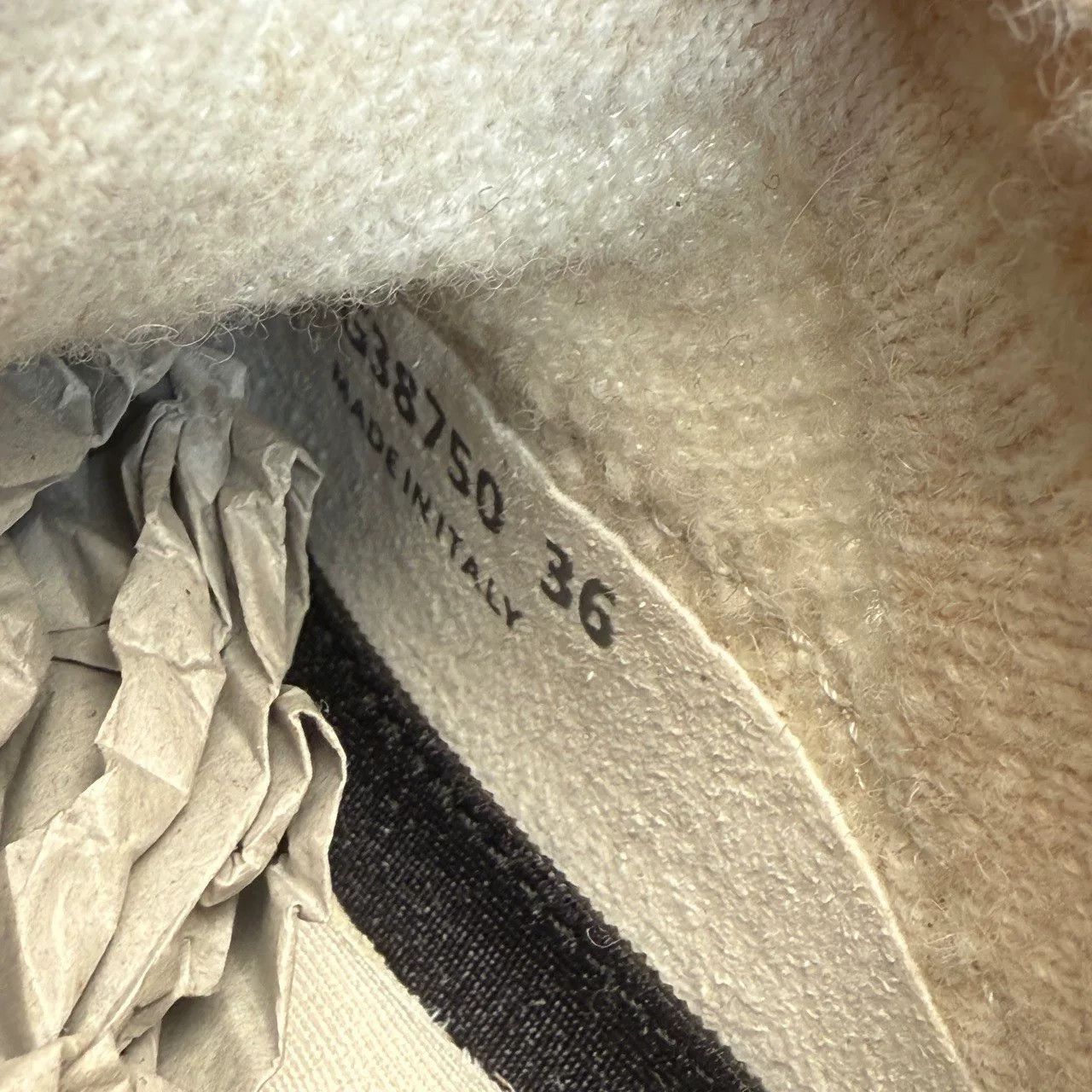 Chanel Chanel 23B Beige Knit Sneakers Size US 5 / IT 35 - 8 Thumbnail