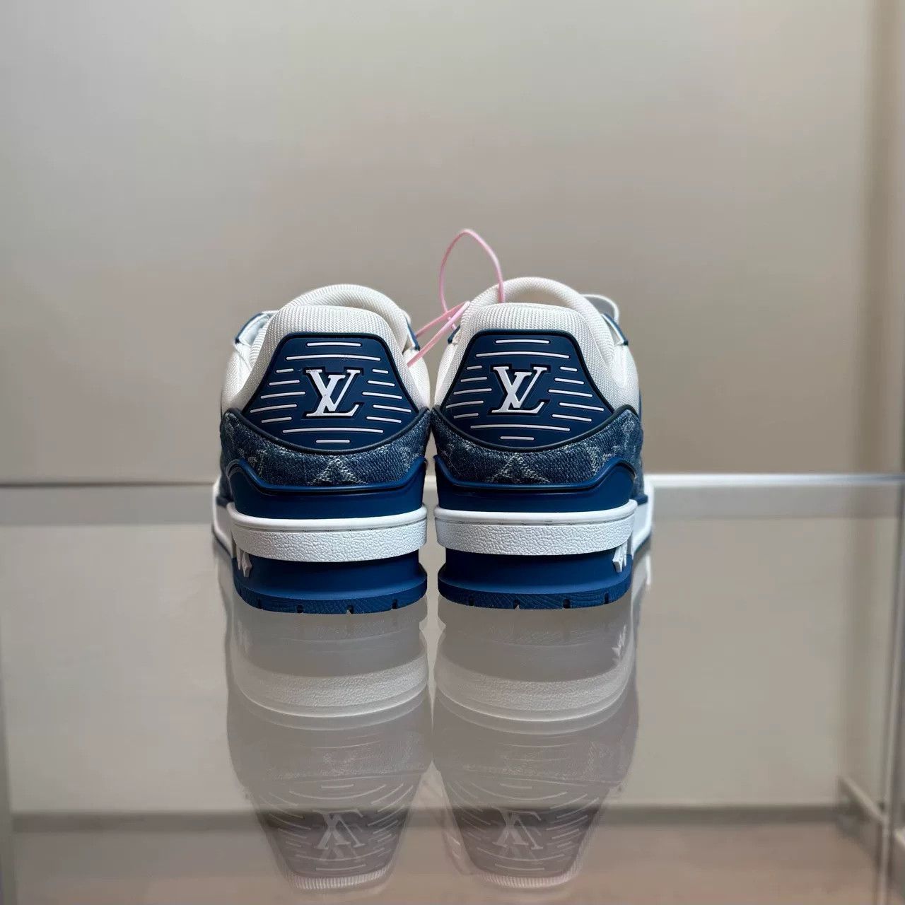 Louis Vuitton Louis Vuitton LV Trainer White Blue Denim 2024 Size US 6 / IT 36 - 4 Thumbnail