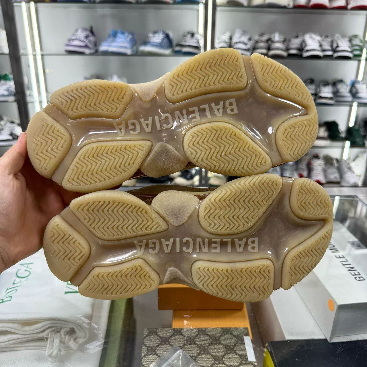 Balenciaga Balenciaga Triple S Sneakers Size US 6 / IT 36 - 7 Thumbnail