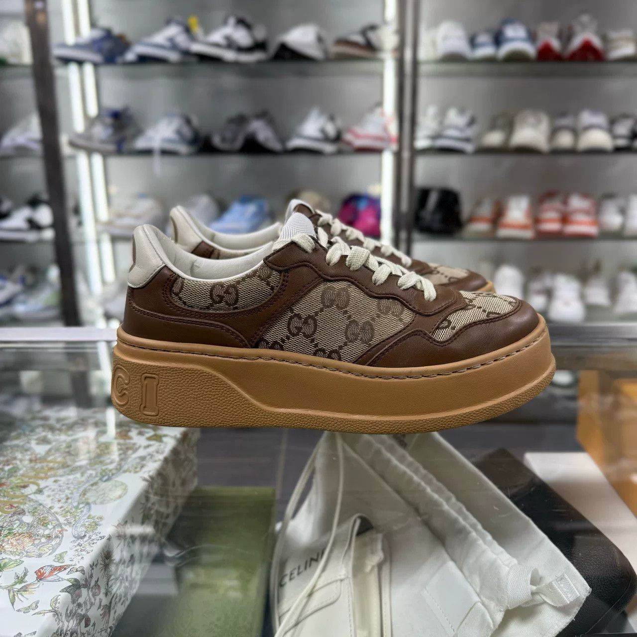 Gucci Gucci Biscuit Shoes Size US 4 / IT 34 - 2 Thumbnail
