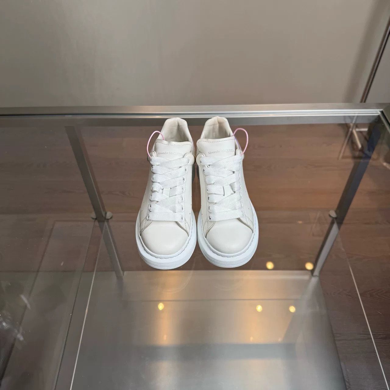 Alexander McQueen Alexander McQueen Laser Tail Sneakers Size US 6 / IT 36 - 6 Thumbnail