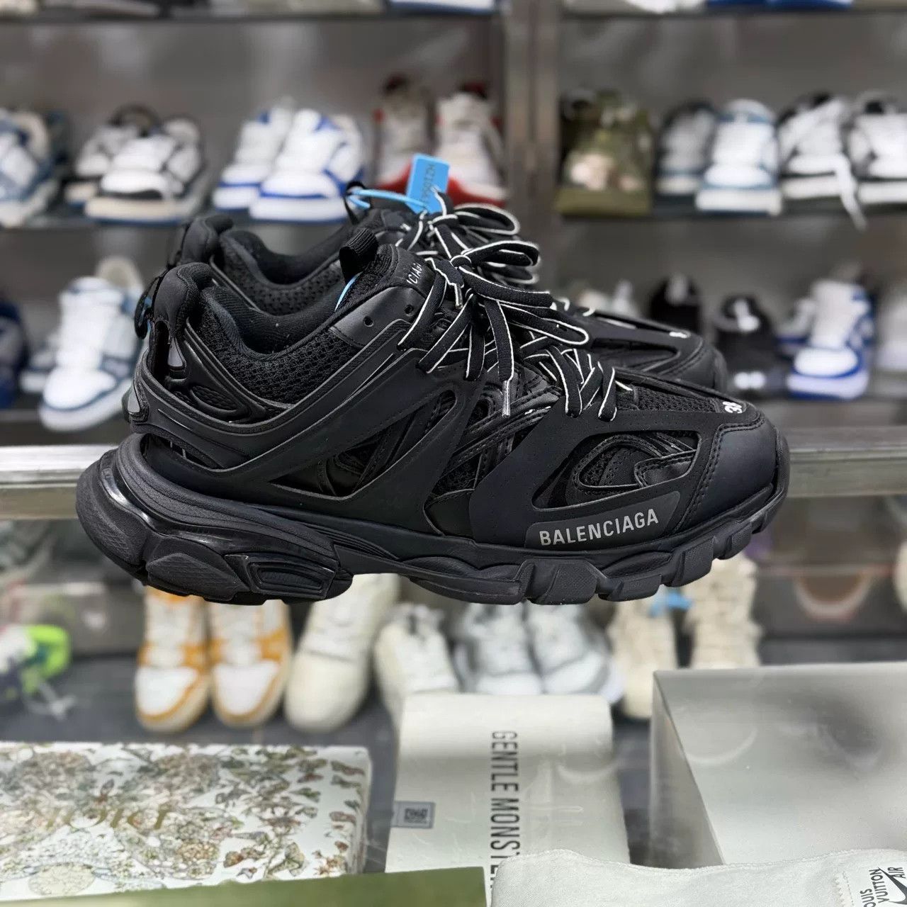 Balenciaga Balenciaga Track Black Shoes Size US 7 / IT 37 - 2 Thumbnail