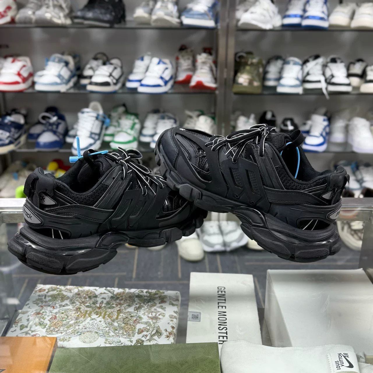 Balenciaga Balenciaga Track Black Shoes Size US 7 / IT 37 - 4 Thumbnail