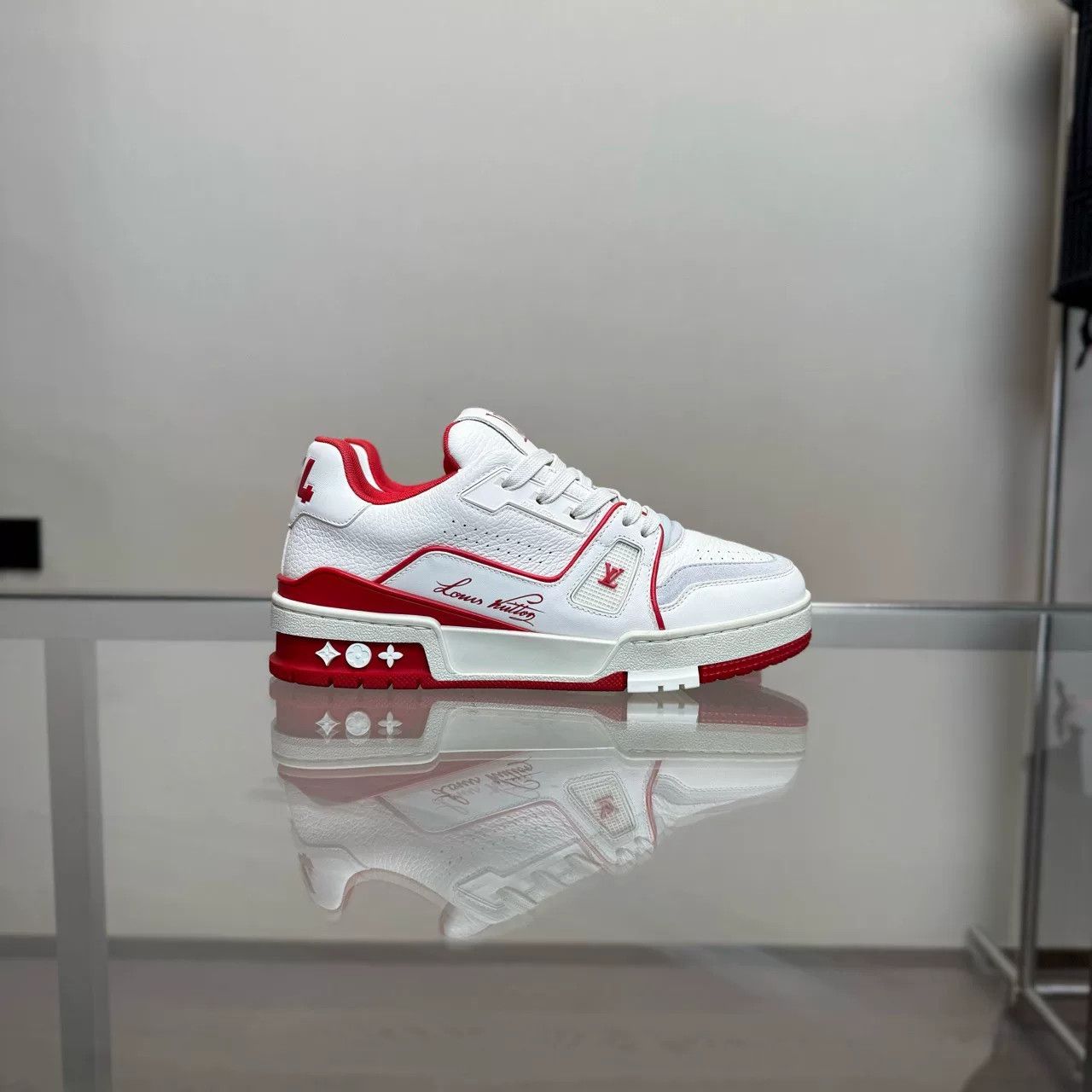 Louis Vuitton LV Trainer White Red Size US 4.5 / IT 34.5 - 2 Thumbnail