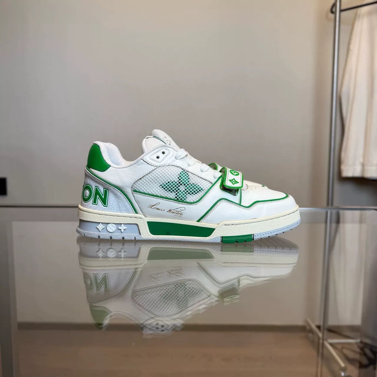 Louis Vuitton Louis Vuitton LV Trainer White Green Size US 9.5 / EU 42-43 - 3 Thumbnail