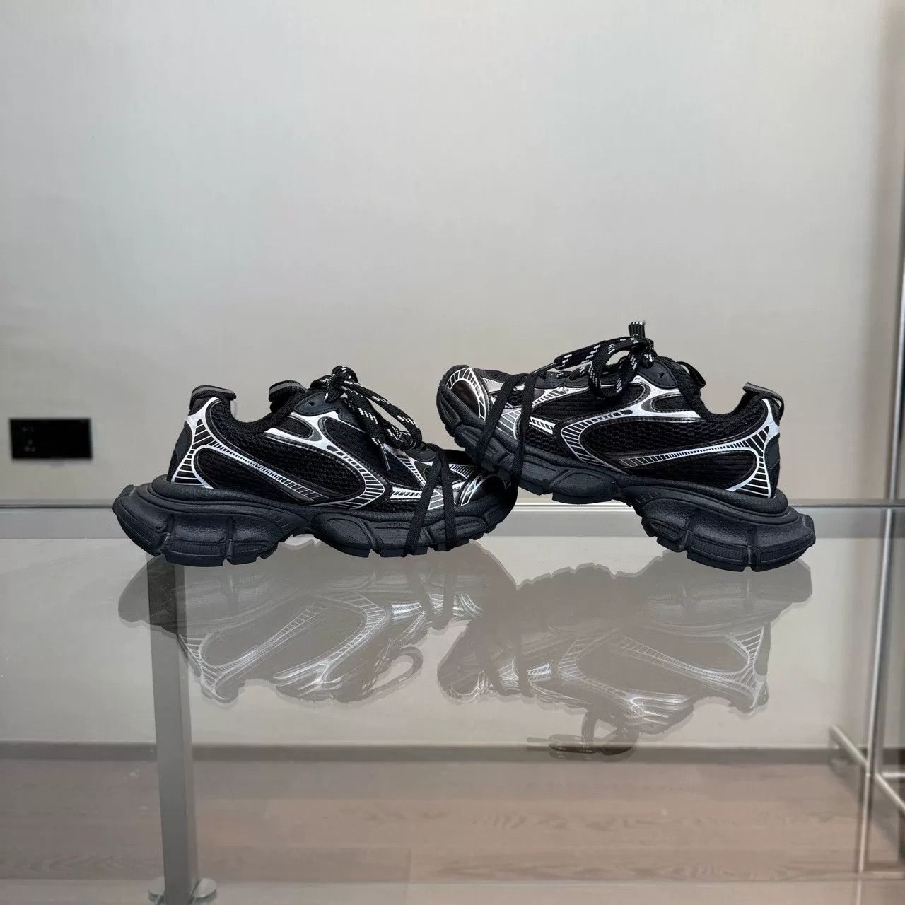 Balenciaga Balenciaga 3XL Black White Dad Shoes Size US 5 / IT 35 - 4 Thumbnail