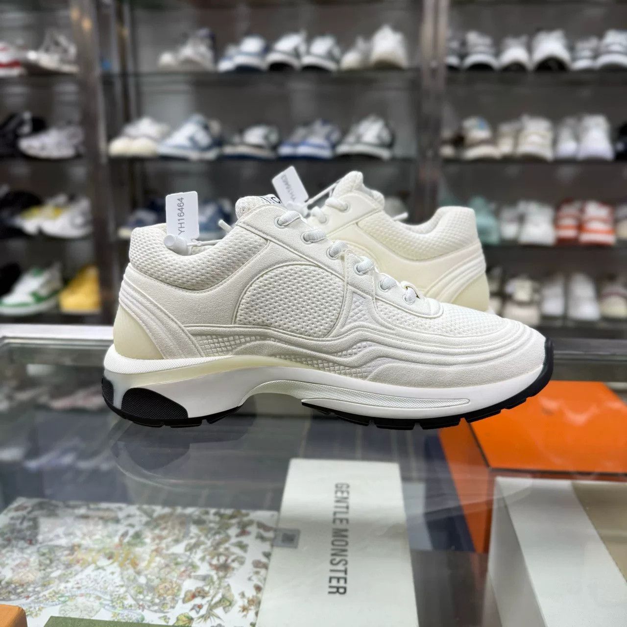 Chanel Chanel 24S Double C Sneakers Size US 8 / IT 38 - 4 Thumbnail