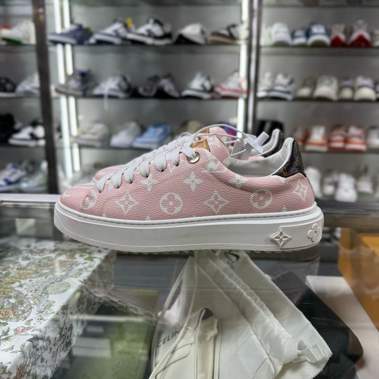 Louis Vuitton Louis Vuitton Time Out Monogram Sneakers Size US 7 / IT 37 - 3 Thumbnail