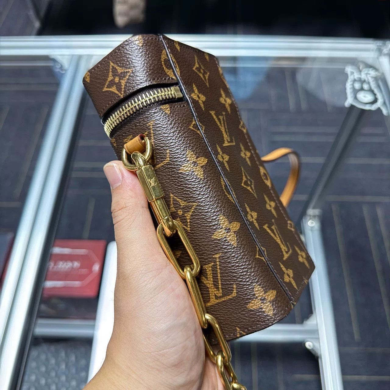Louis Vuitton Louis Vuitton Phone Box Crossbody Bag Size ONE SIZE - 5 Thumbnail