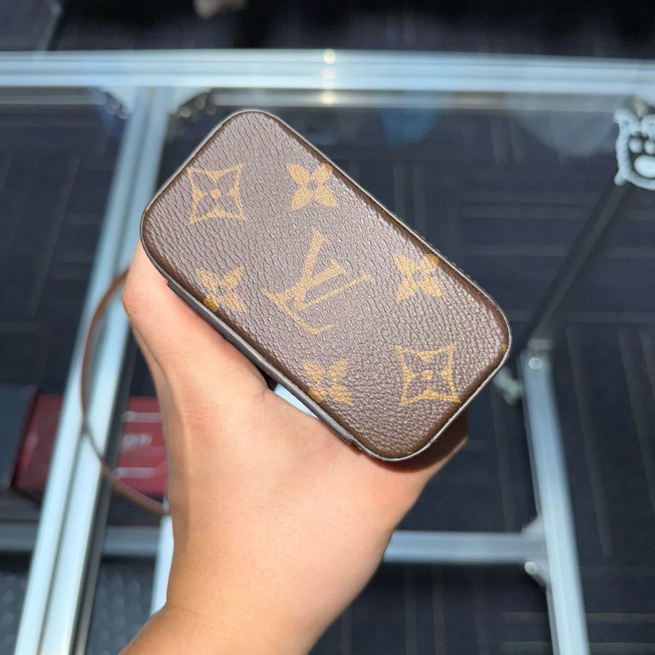 Louis Vuitton Louis Vuitton Phone Box Crossbody Bag Size ONE SIZE - 3 Thumbnail
