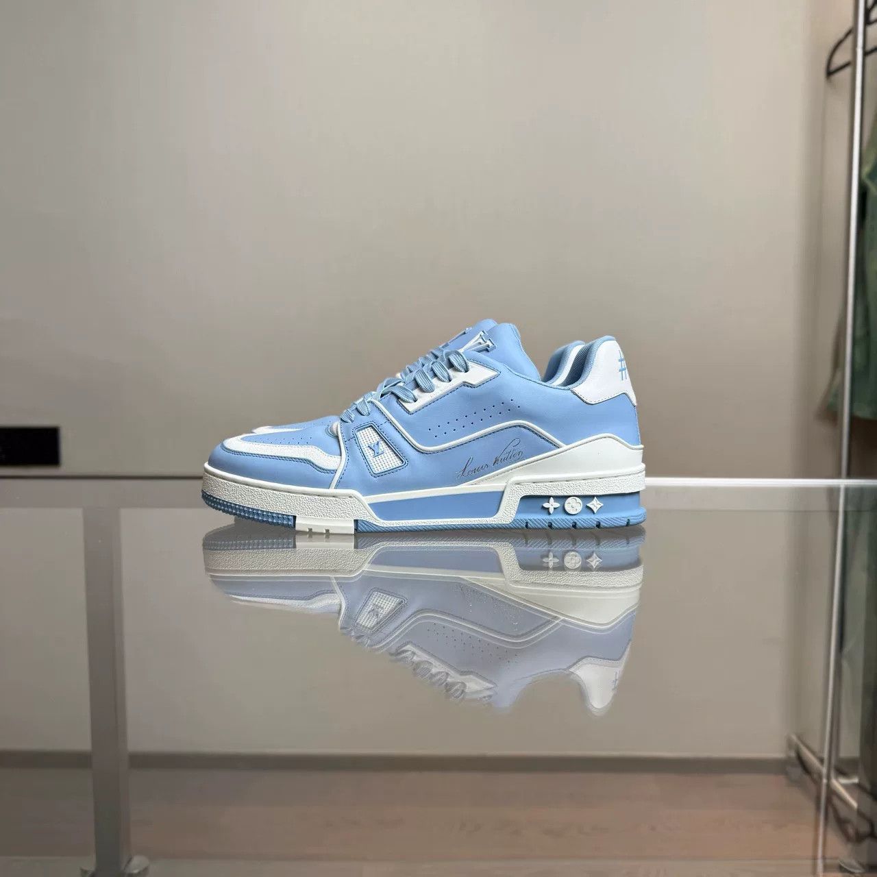 Louis Vuitton Louis Vuitton LV Trainer Sneakers Size US 9.5 / EU 42-43 - 5 Thumbnail