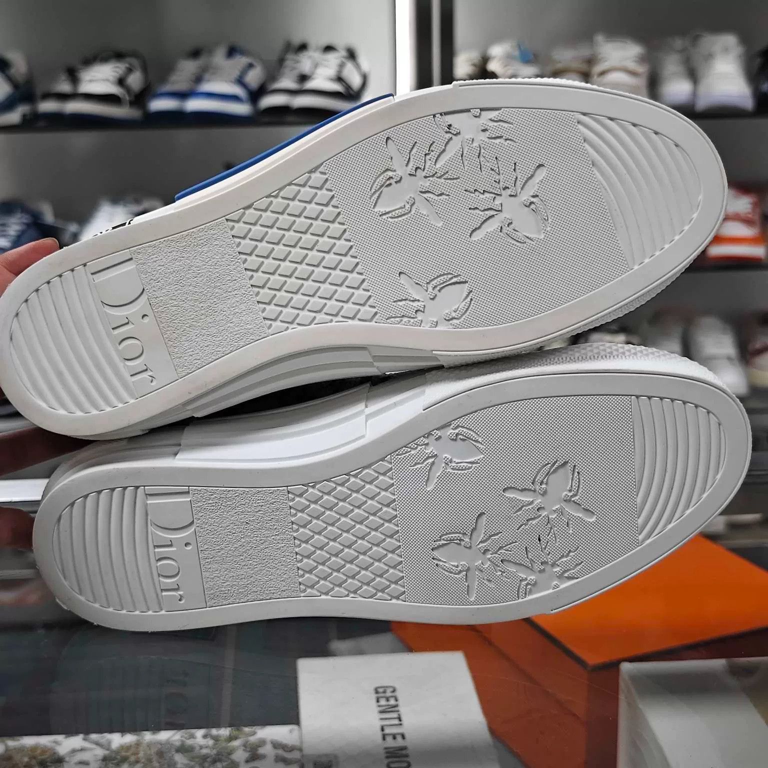 Dior Dior B23 Flocked Logo Sneakers Size US 9 / EU 42 - 8 Thumbnail