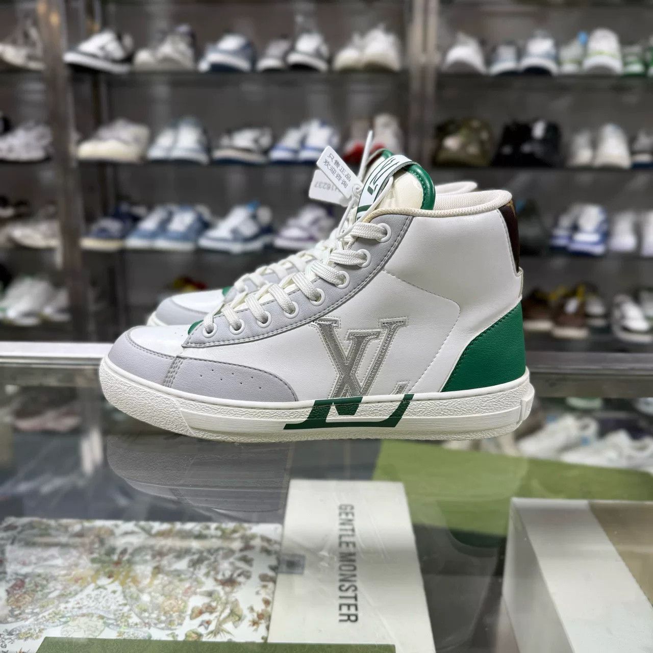 Louis Vuitton Louis Vuitton Charlie High Top Sneakers Size US 7 / IT 37 - 3 Thumbnail