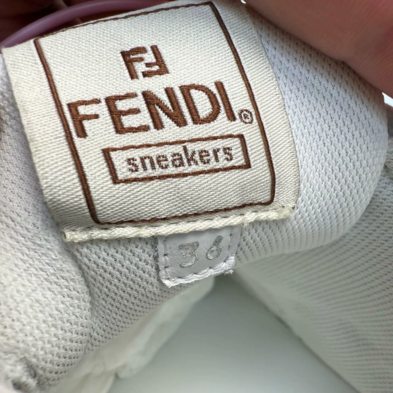 Fendi Fendi White Monogram Velcro Sneakers Size US 5 / IT 35 - 8 Thumbnail