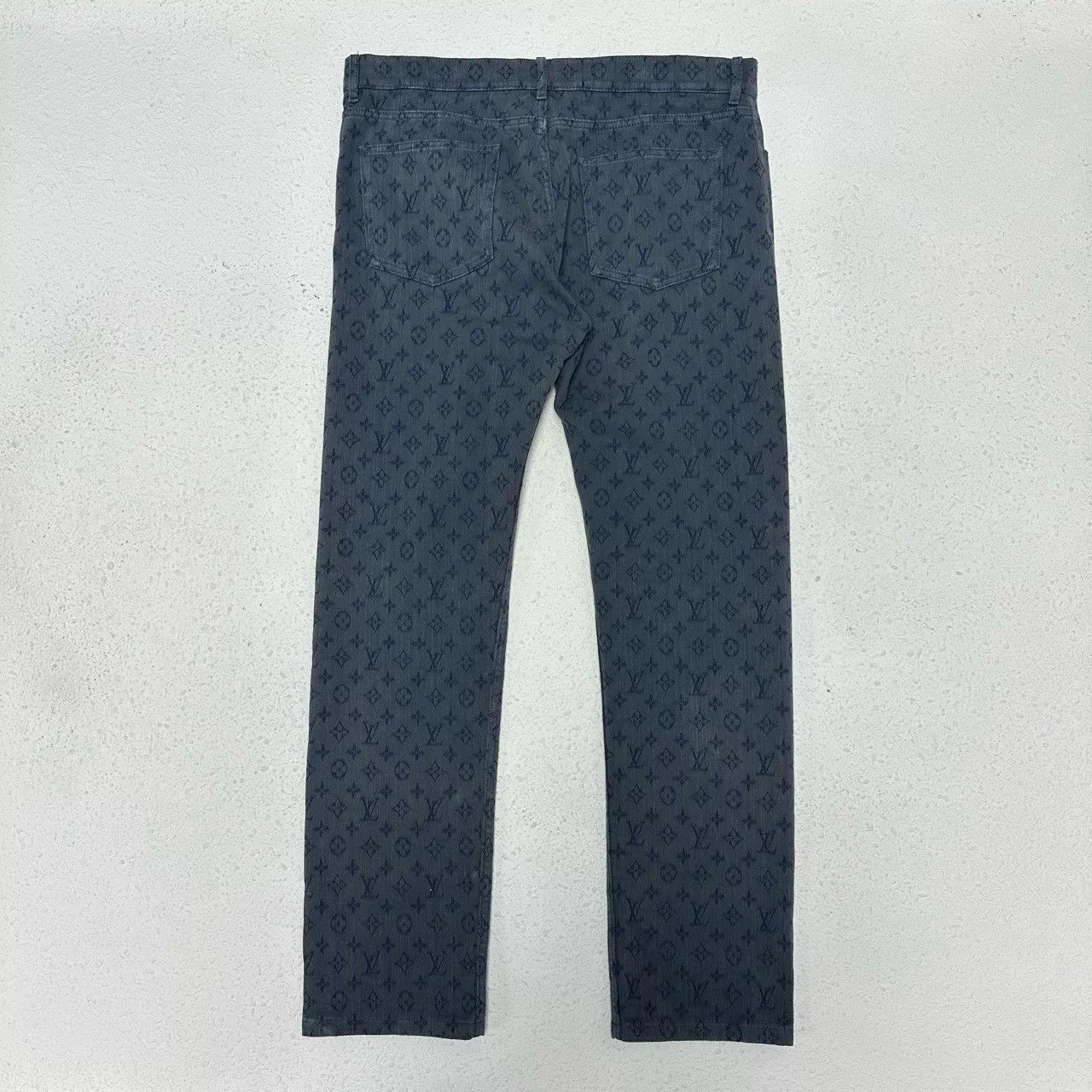 Louis Vuitton Louis Vuitton Monogram Washed Denim Pants Size US 34 / EU 50 - 2 Thumbnail