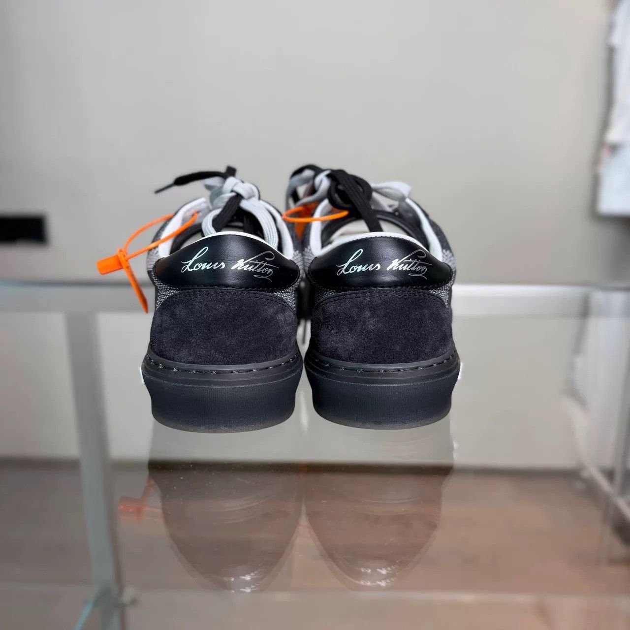 Louis Vuitton Louis Vuitton Ollie Checkered Sneakers Size US 6 / IT 36 - 5 Thumbnail