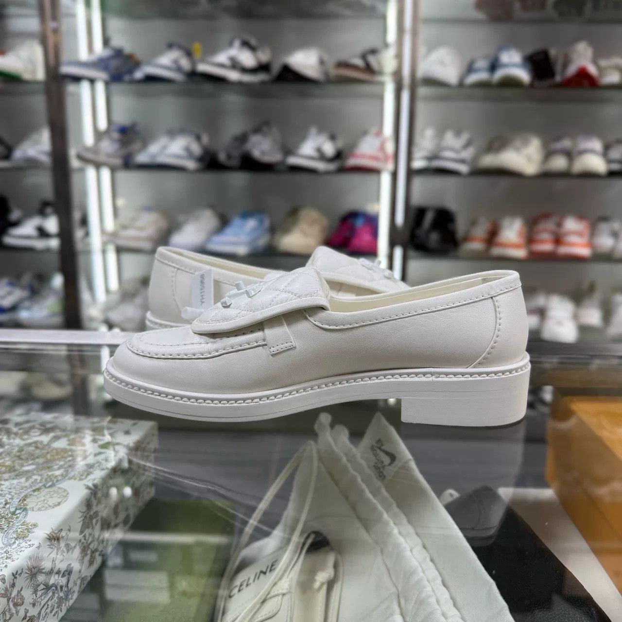 Chanel Chanel White Logo Buckle Loafers Size US 5 / IT 35 - 5 Thumbnail