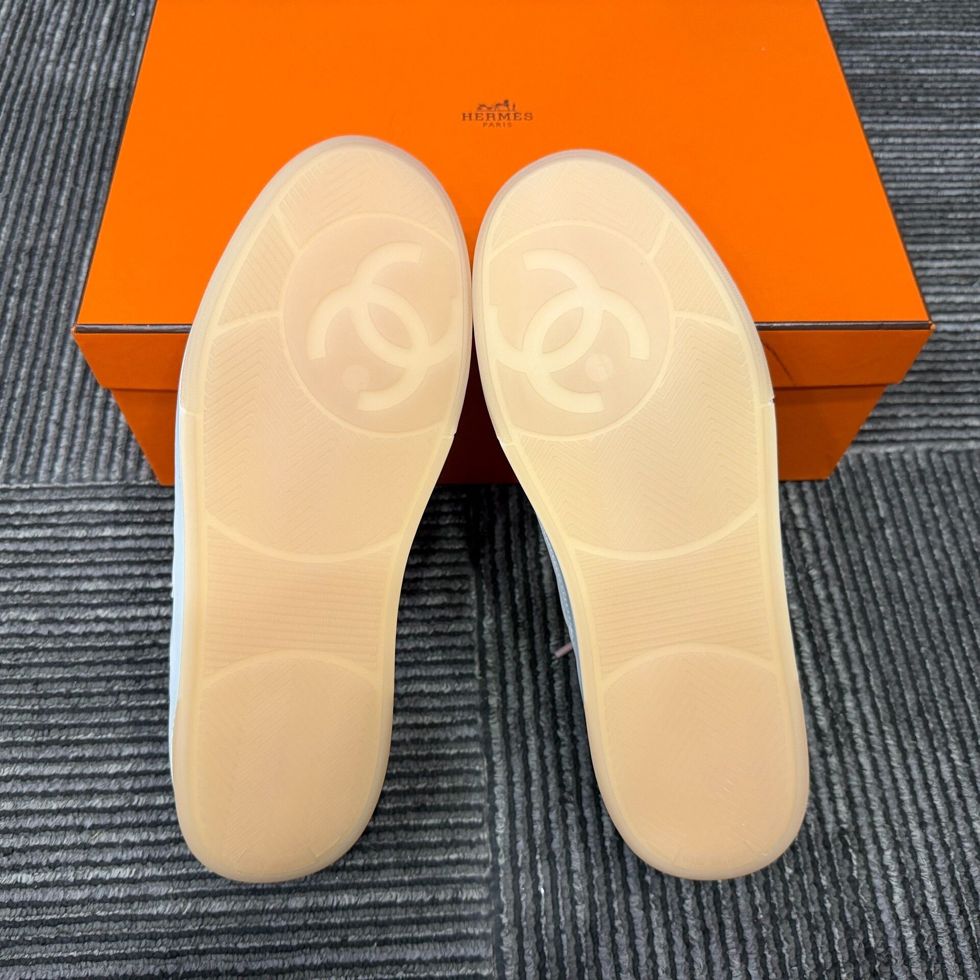 Chanel Chanel Pink Lowtop Sneakers it_42 Women Size US 12 / IT 42 - 6 Thumbnail