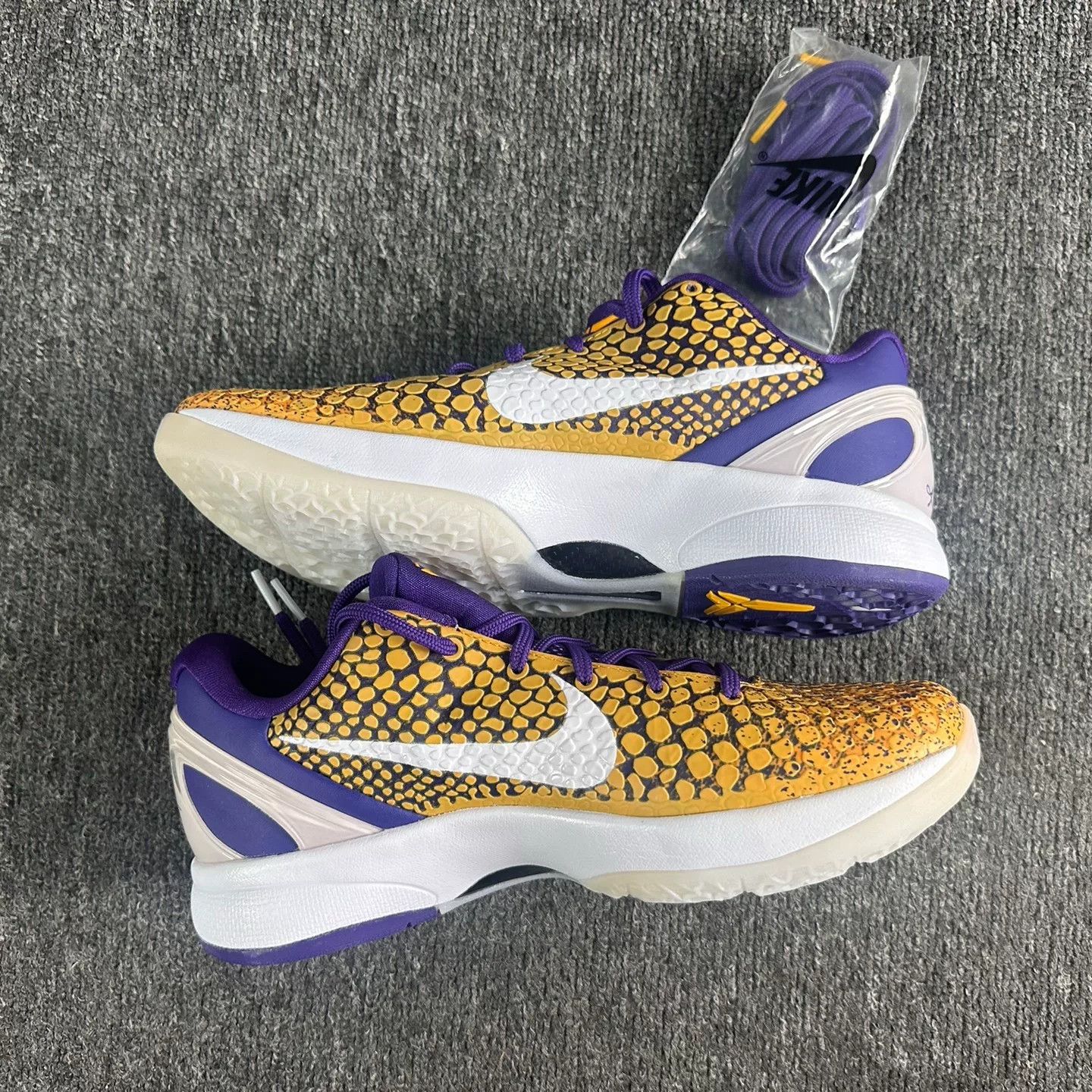 Nike Nike KOBE Purple Lowtop Sneakers 9 Men Size US 9 / EU 42 - 3 Thumbnail