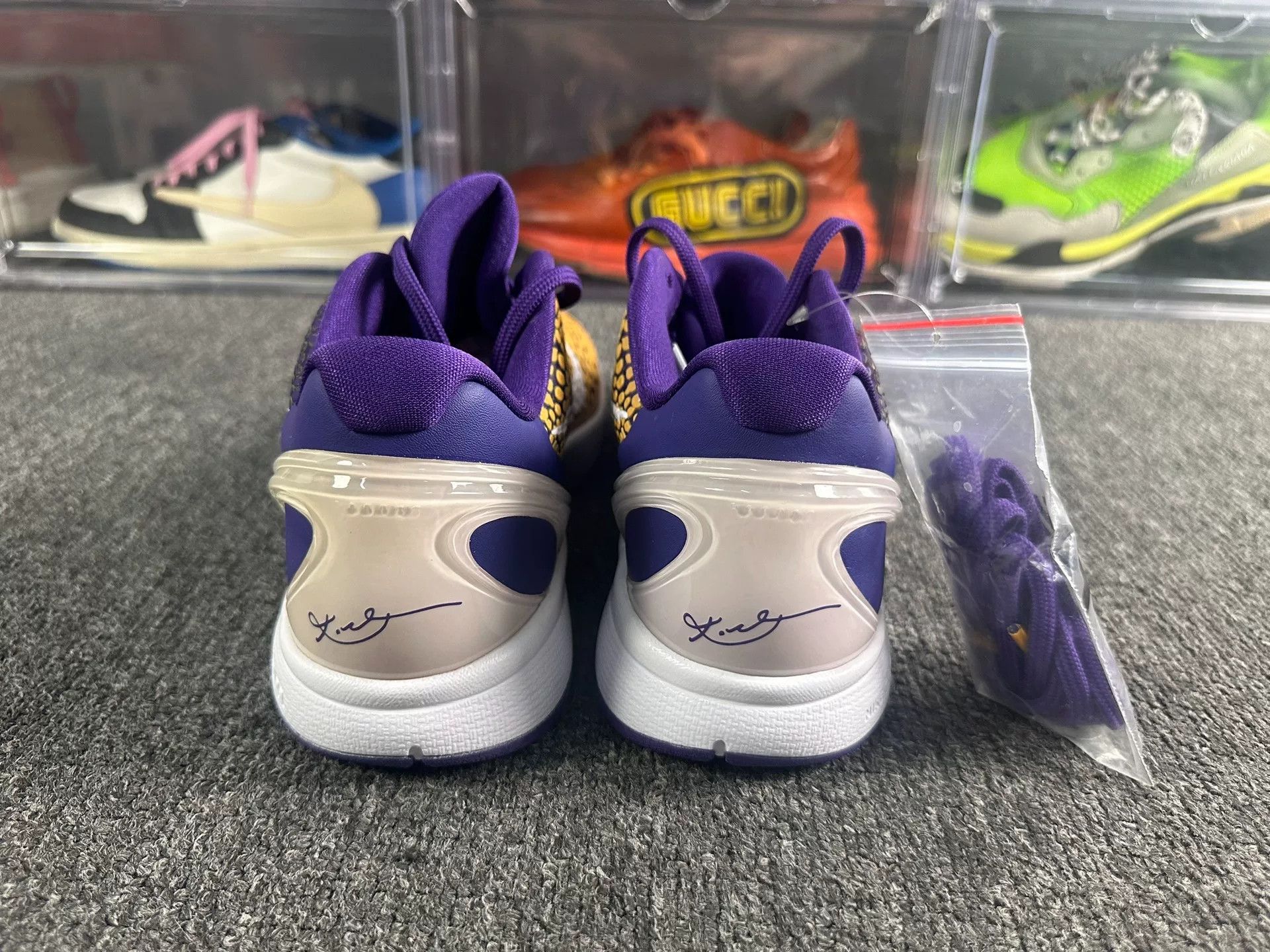 Nike Nike KOBE Purple Lowtop Sneakers 9 Men Size US 9 / EU 42 - 5 Thumbnail