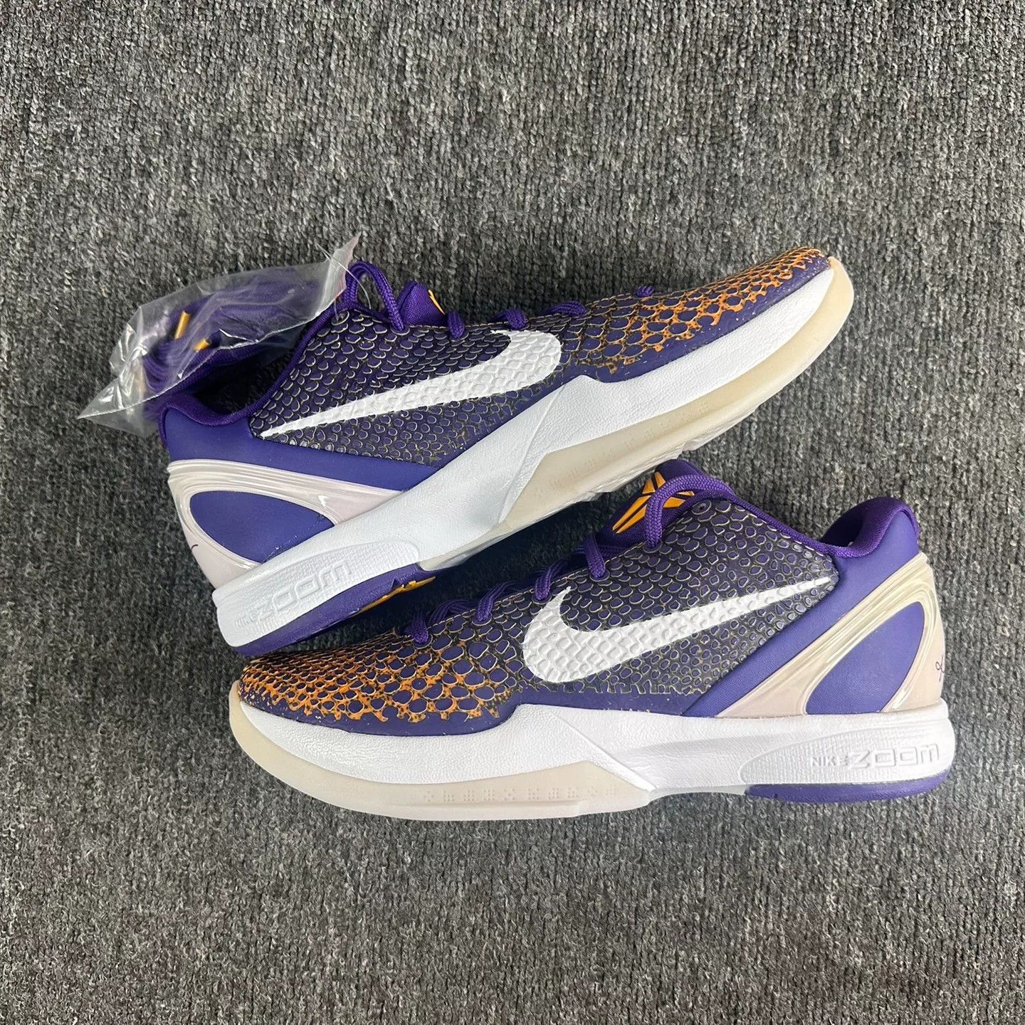 Nike Nike KOBE Purple Lowtop Sneakers 9 Men Size US 9 / EU 42 - 2 Thumbnail