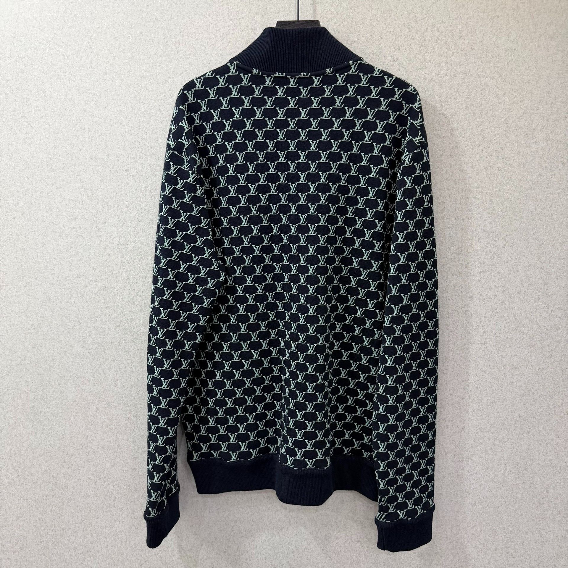 Louis Vuitton Louis Vuitton Knit Light Jacket m Men Size US M / EU 48-50 / 2 - 2 Thumbnail