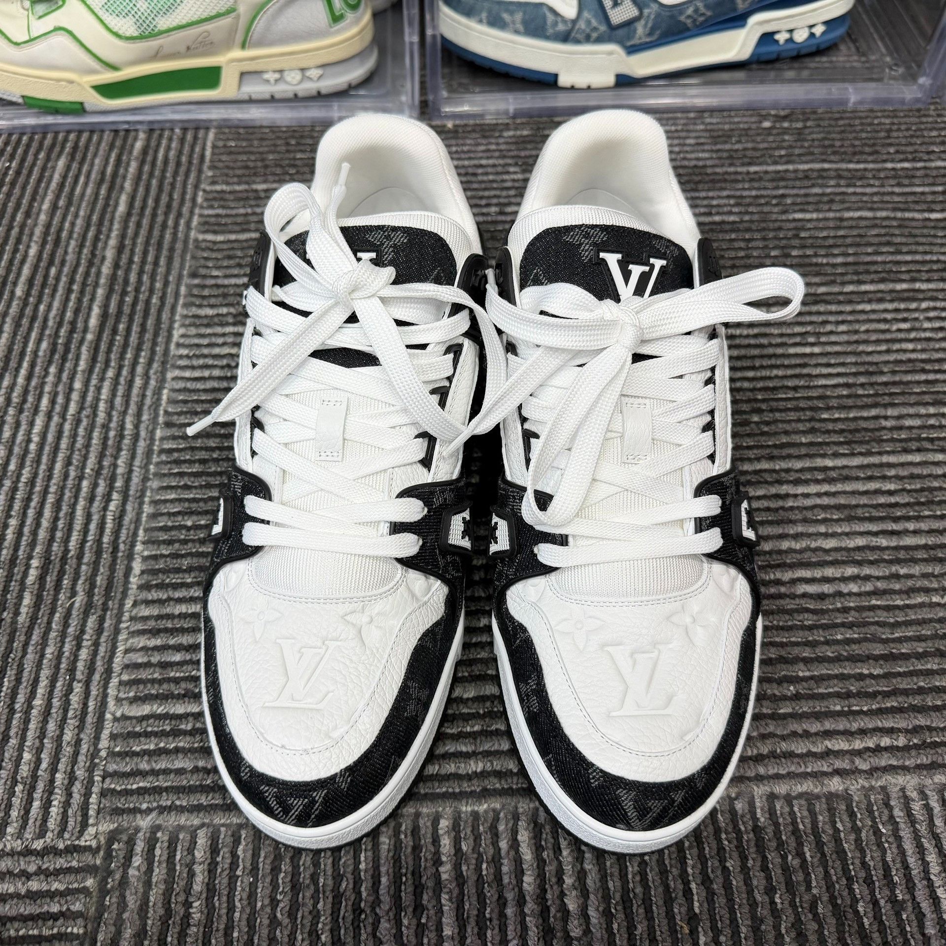 Louis Vuitton Louis Vuitton Training Denim Black Lowtop Sneakers 9 Men Size US 9 / EU 42 - 4 Thumbnail
