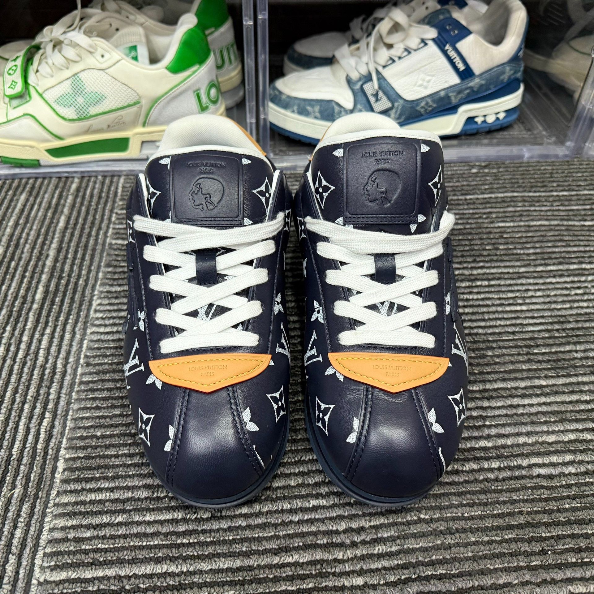 Louis Vuitton Louis Vuitton Collab Blue Lowtop Sneakers 7 Men Size US 7 / EU 40 - 4 Thumbnail