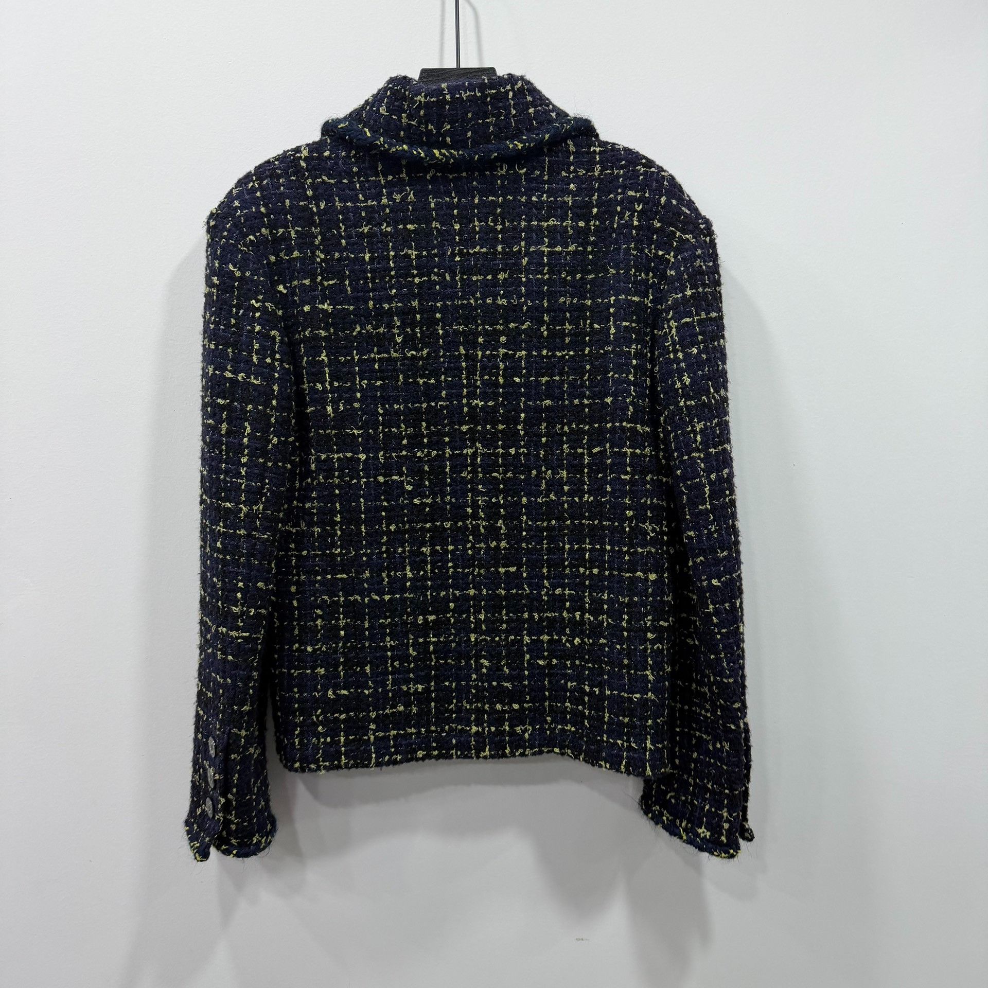 Chanel Chanel Plaid Cropped Black Jacket M Women Size M / US 6-8 / IT 42-44 - 2 Thumbnail