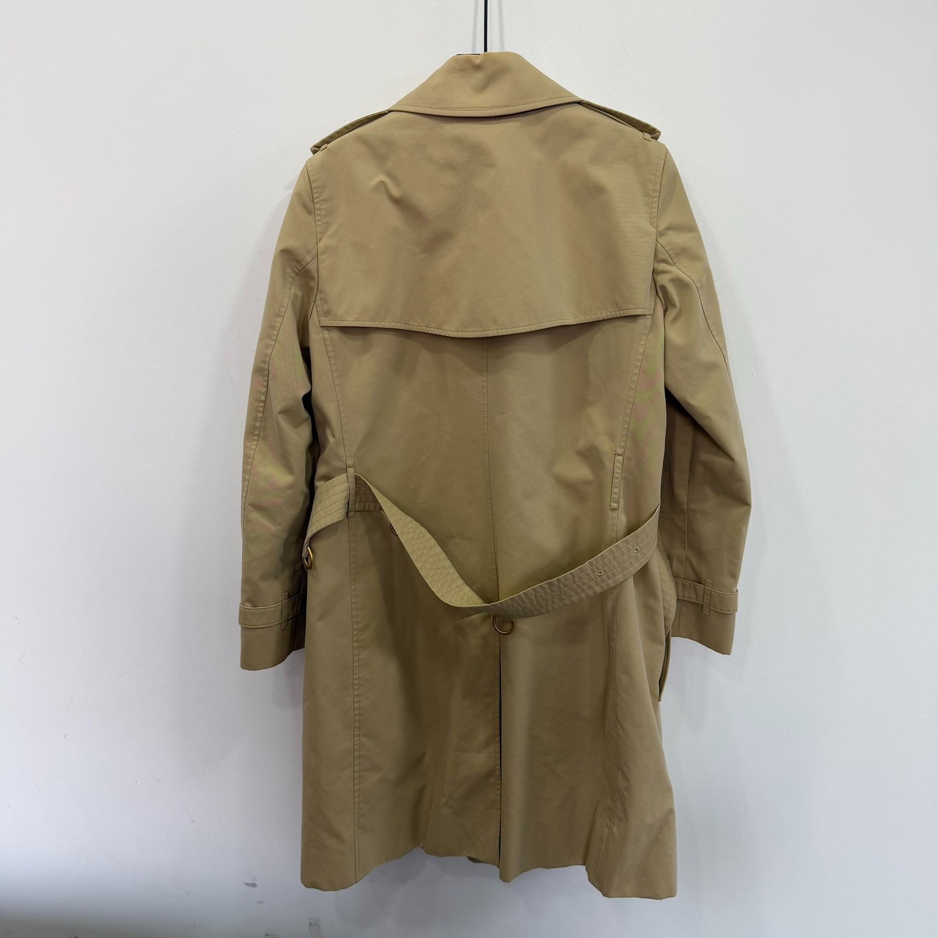 Burberry Burberry Beige Coat M Women Size M / US 6-8 / IT 42-44 - 2 Thumbnail