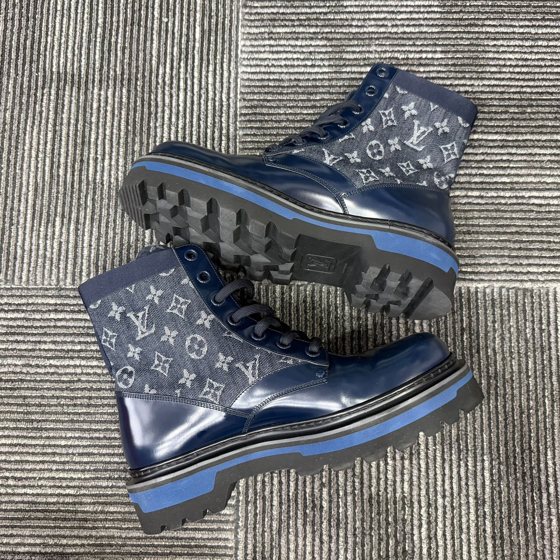 Louis Vuitton Louis Vuitton Denim Blue Boots 8 Men Size US 8 / EU 41 - 3 Thumbnail