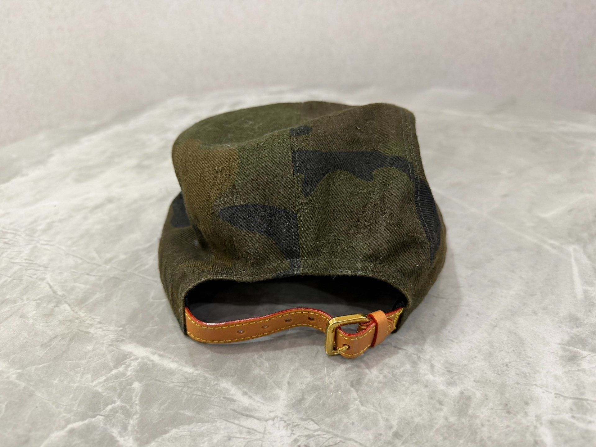 Louis Vuitton Louis Vuitton Collab Hat one size Men Size ONE SIZE - 2 Thumbnail