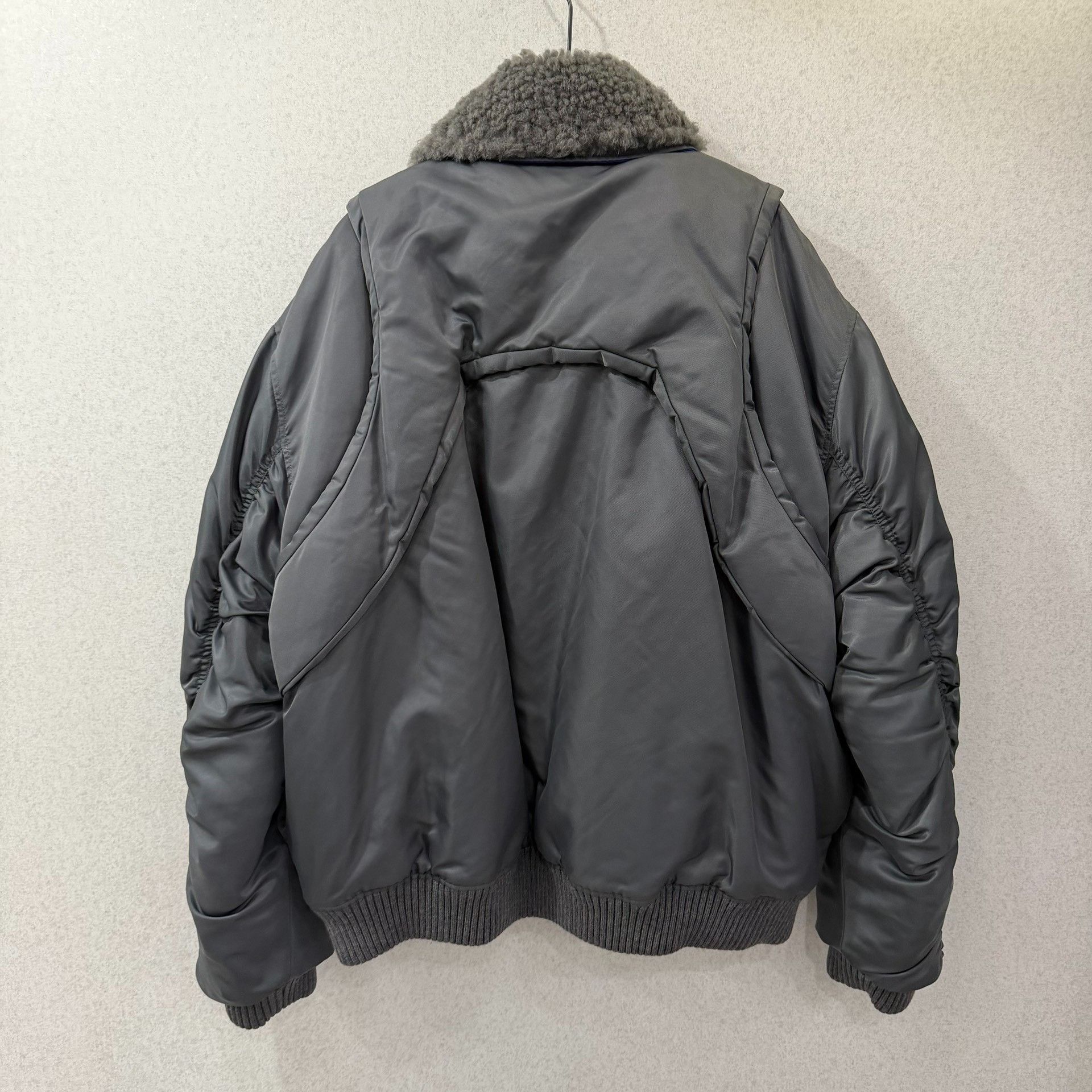 Louis Vuitton Louis Vuitton Light Jacket s Men Size US S / EU 44-46 / 1 - 2 Thumbnail