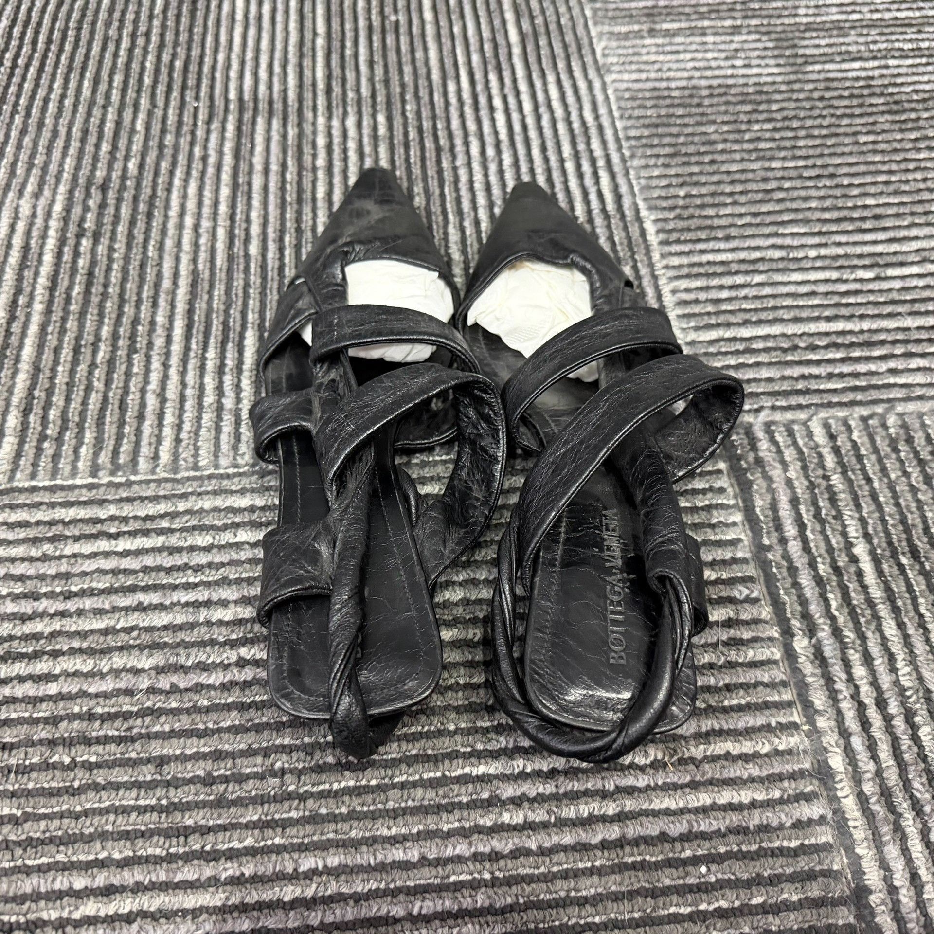 Bottega Veneta Bottega Veneta Black Sandals us_6 Women Size US 6 / IT 36 - 3 Thumbnail