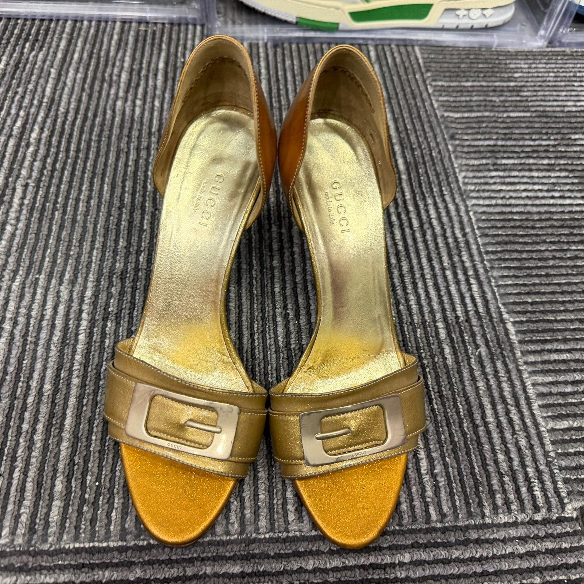 Gucci Gucci Gold Sandals us_6 Women Size US 6 / IT 36 - 4 Thumbnail