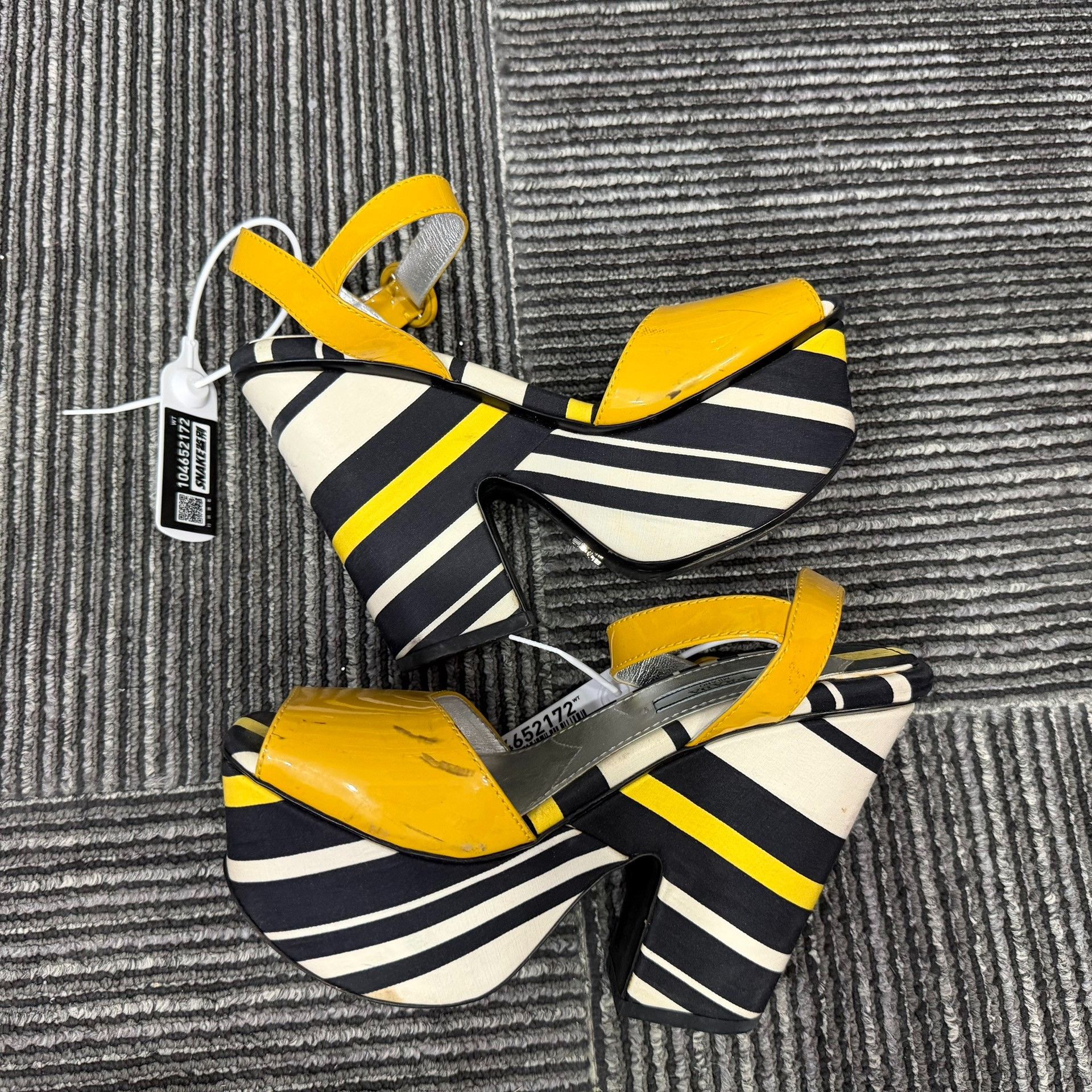 Prada Prada Sandals us_6 Women Size US 6 / IT 36 - 3 Thumbnail