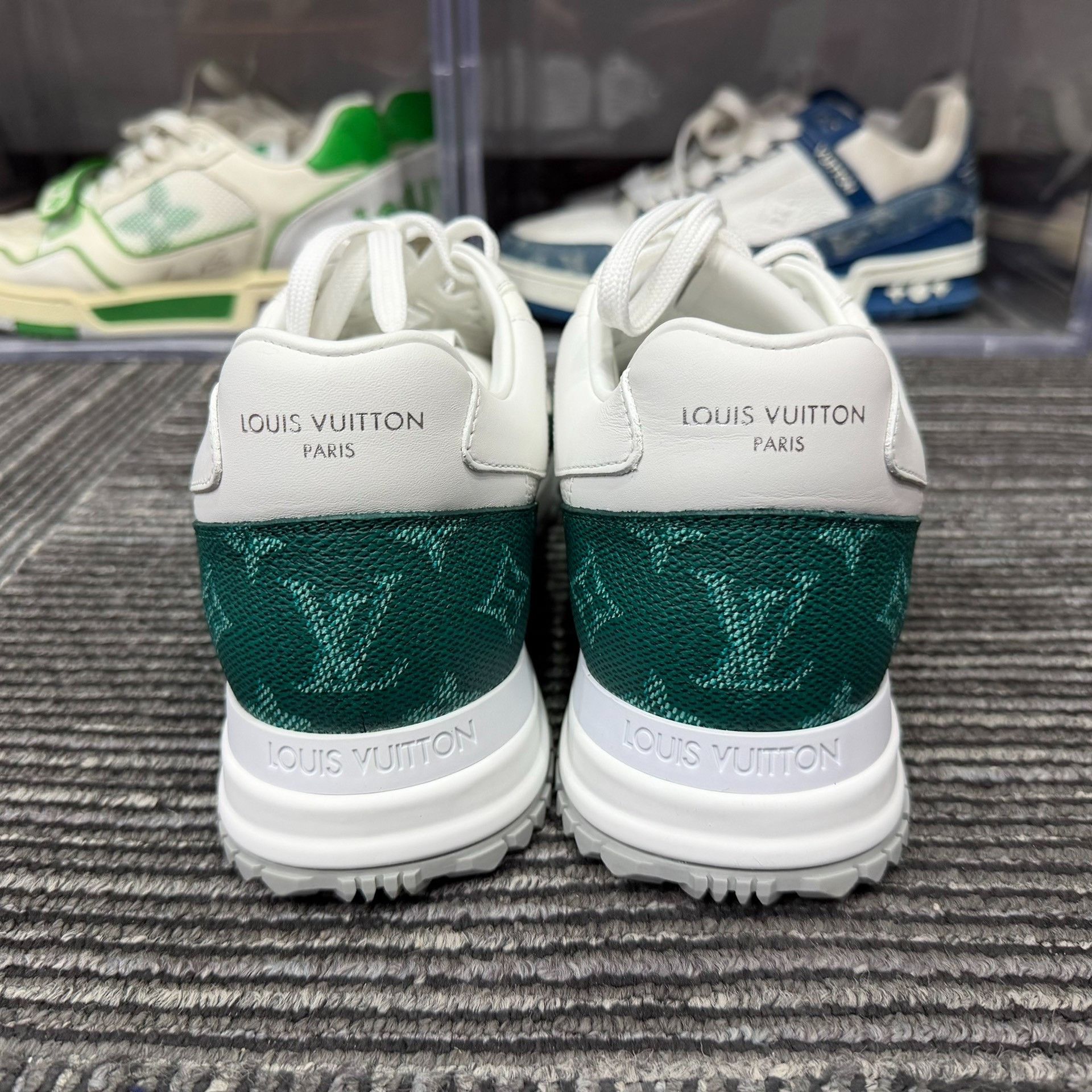 Louis Vuitton Louis Vuitton Denim Lowtop Sneakers 6 Men Size US 6 / EU 39 - 5 Thumbnail
