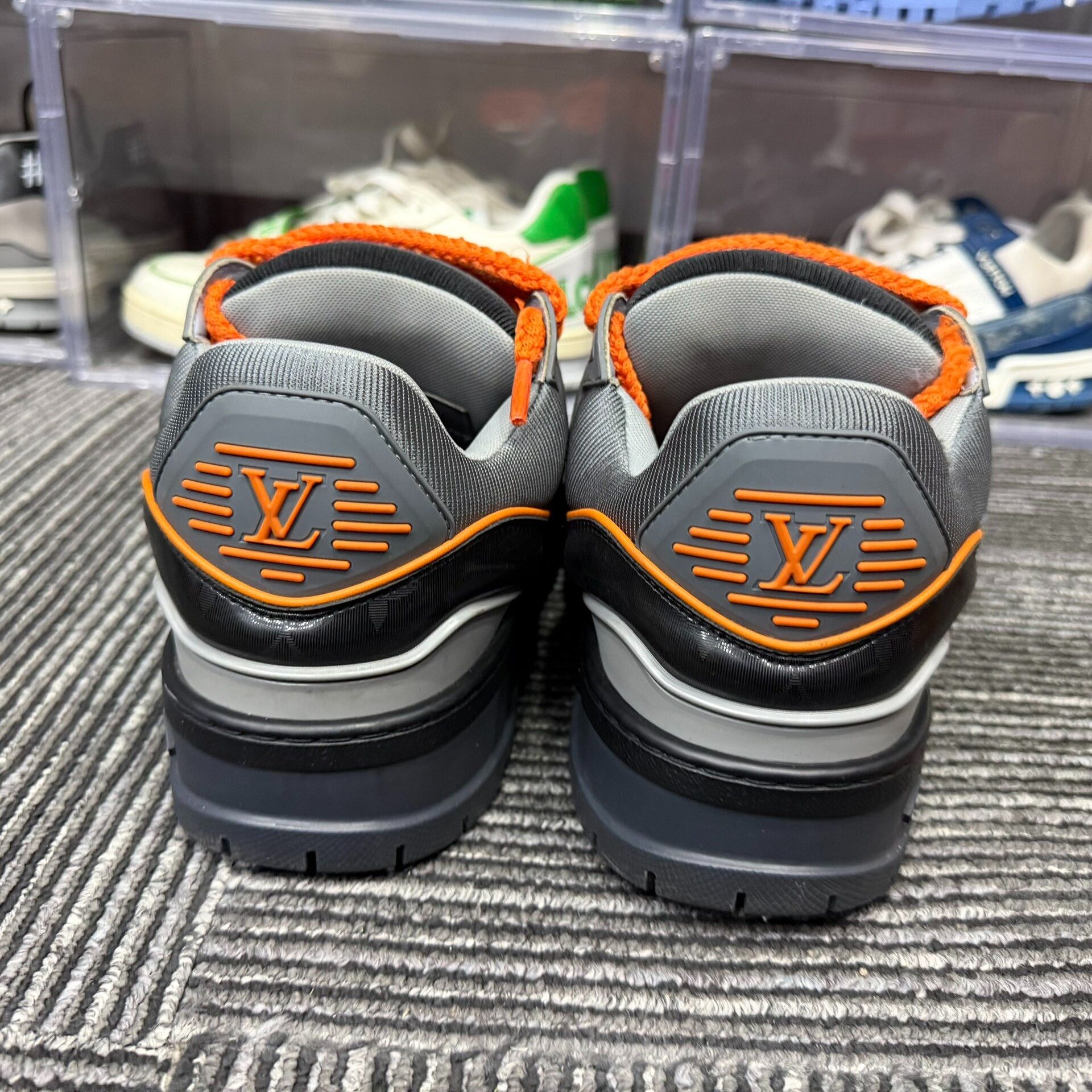 Louis Vuitton Louis Vuitton Training Orange Lowtop Sneakers 6 Men Size US 6 / EU 39 - 5 Thumbnail