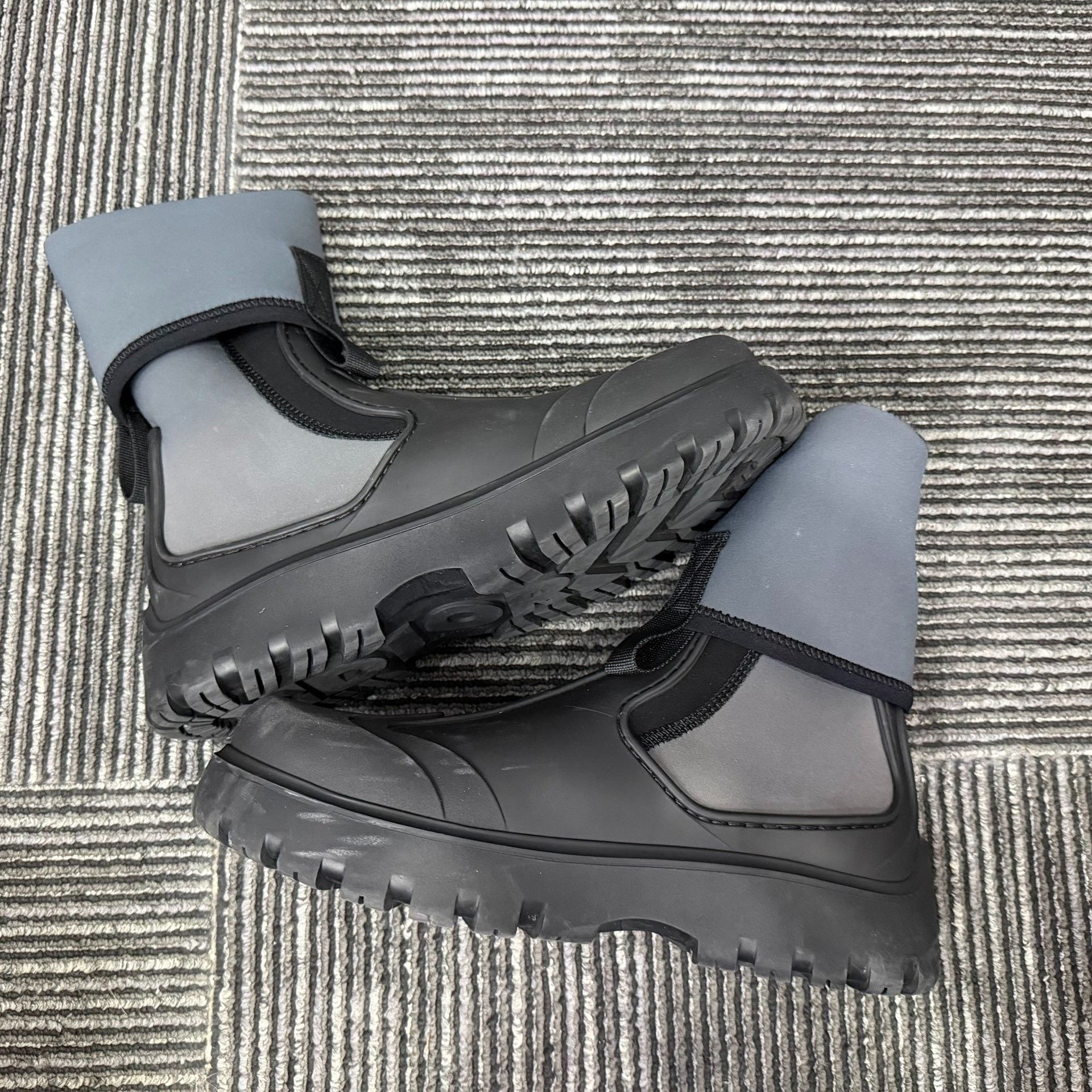 Dior Dior Black Lowtop Sneakers us_10 Women Size US 10 / IT 40 - 3 Thumbnail