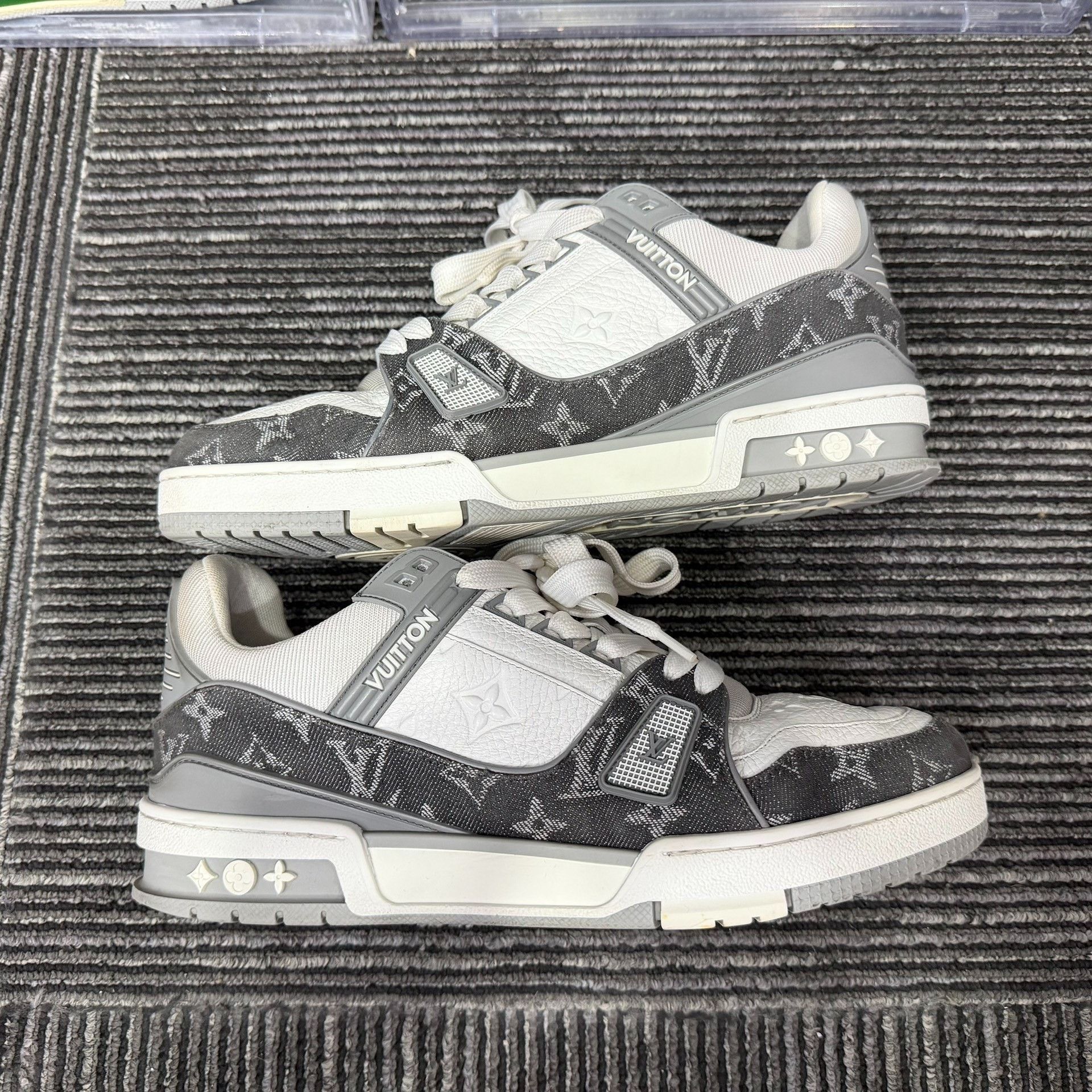 Louis Vuitton Louis Vuitton Training Denim White Lowtop Sneakers 8 Men Size US 8 / EU 41 - 2 Thumbnail